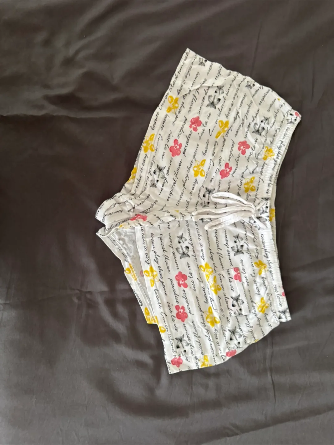 la Vieen Rose Women's Medium Sleep Shorts thumbnail