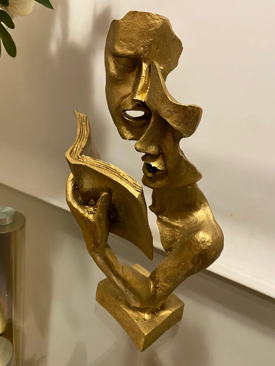 Gold Figurine of Two Faces Reading a Book image indicator(5)