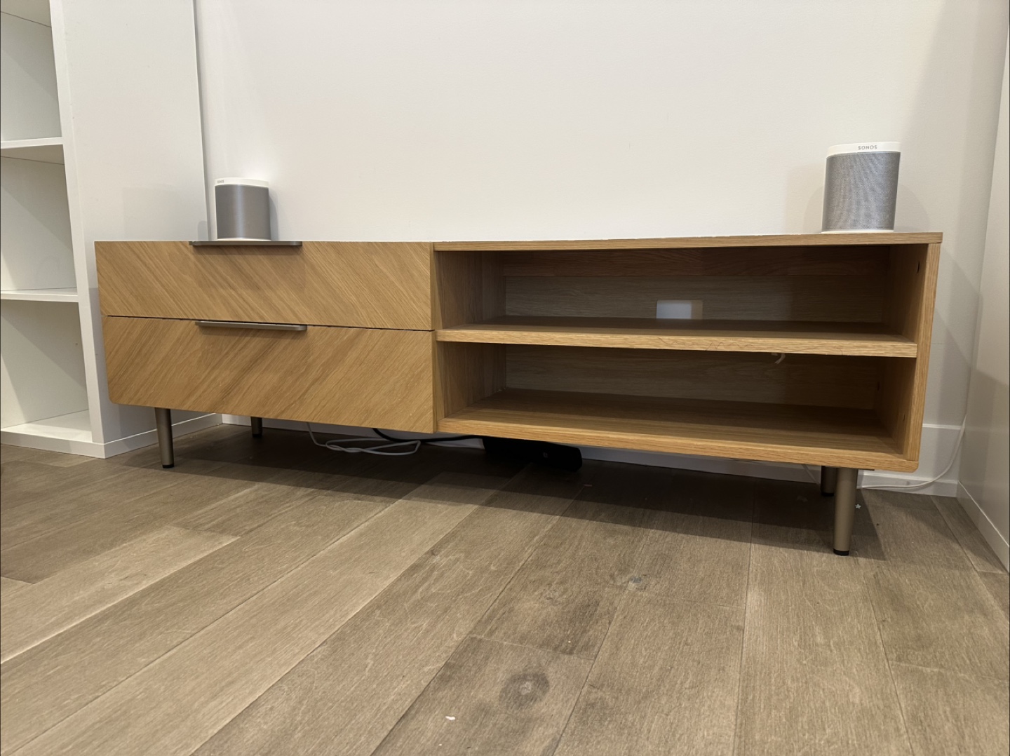 Article Nera 63” Low Media Unit - Oak - photo 3