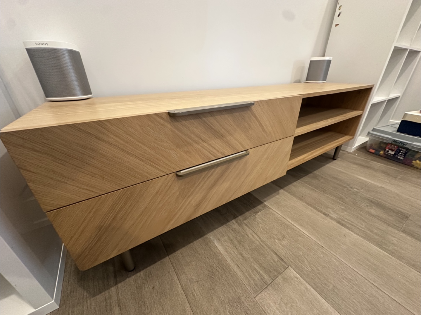 Article Nera 63” Low Media Unit - Oak - photo 2