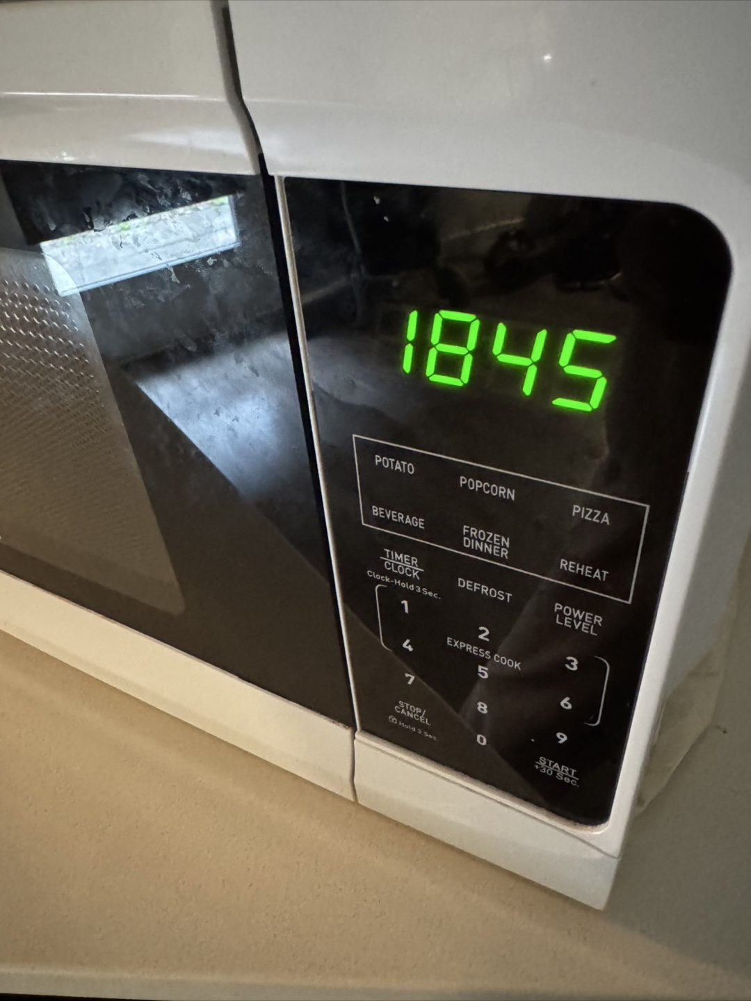 White Microwave with patty paper- limited price until 2-3days - photo 3