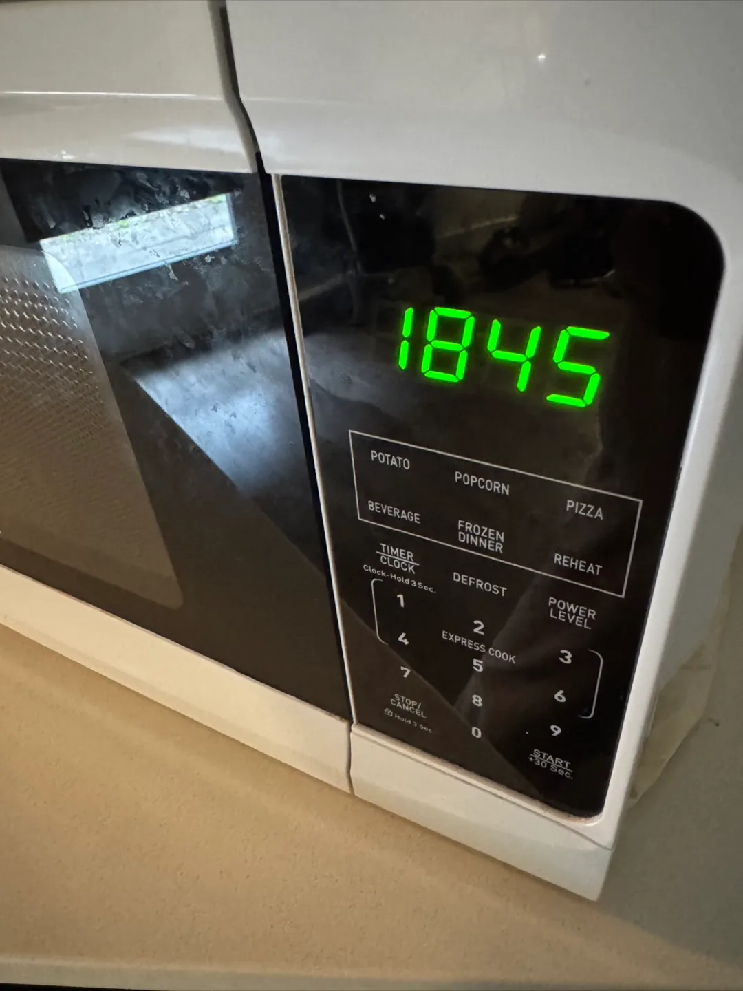 White Microwave with patty paper- limited price until 2-3days image indicator(3)