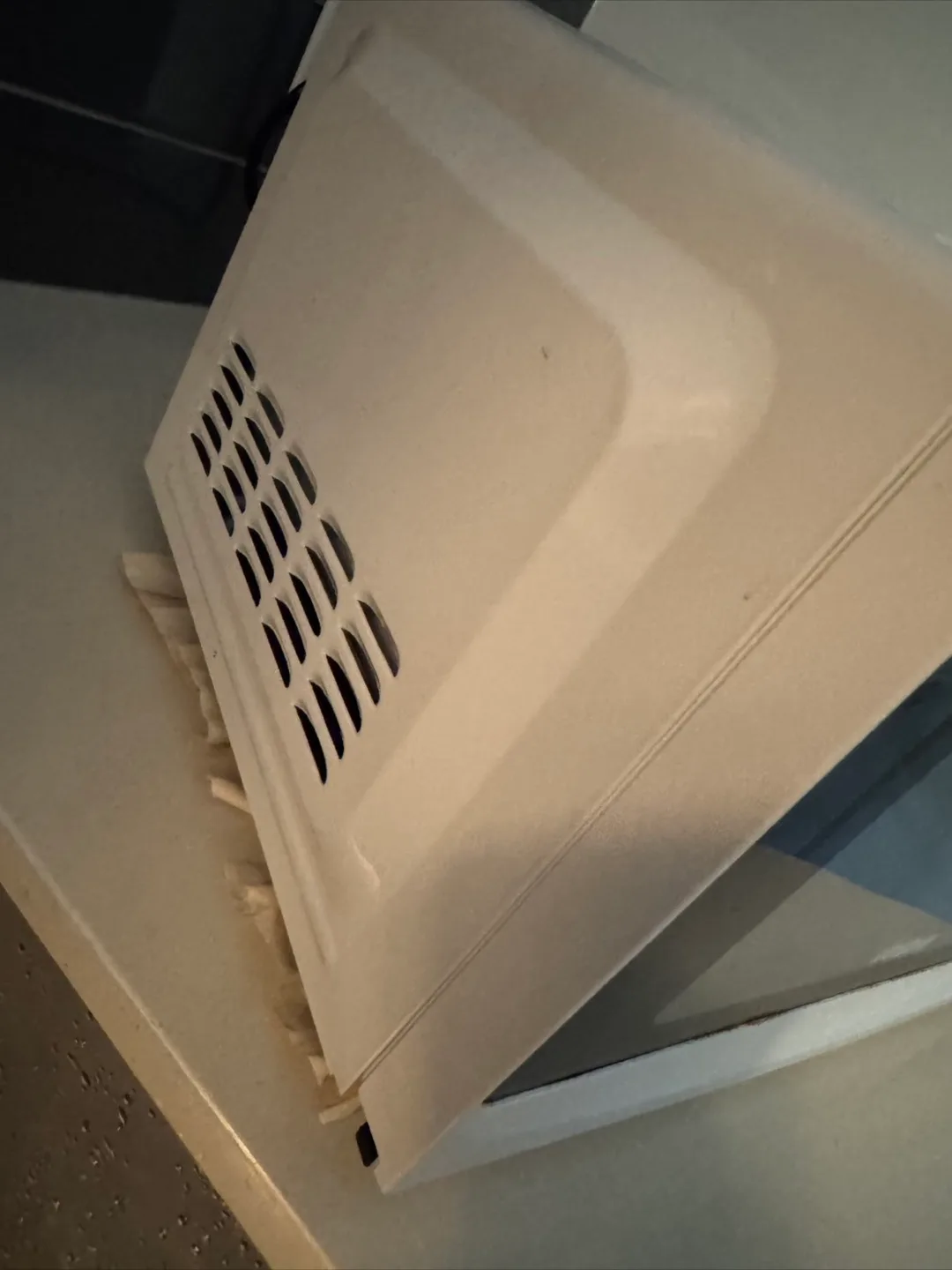 White Microwave with patty paper- limited price until 2-3days image indicator(7)