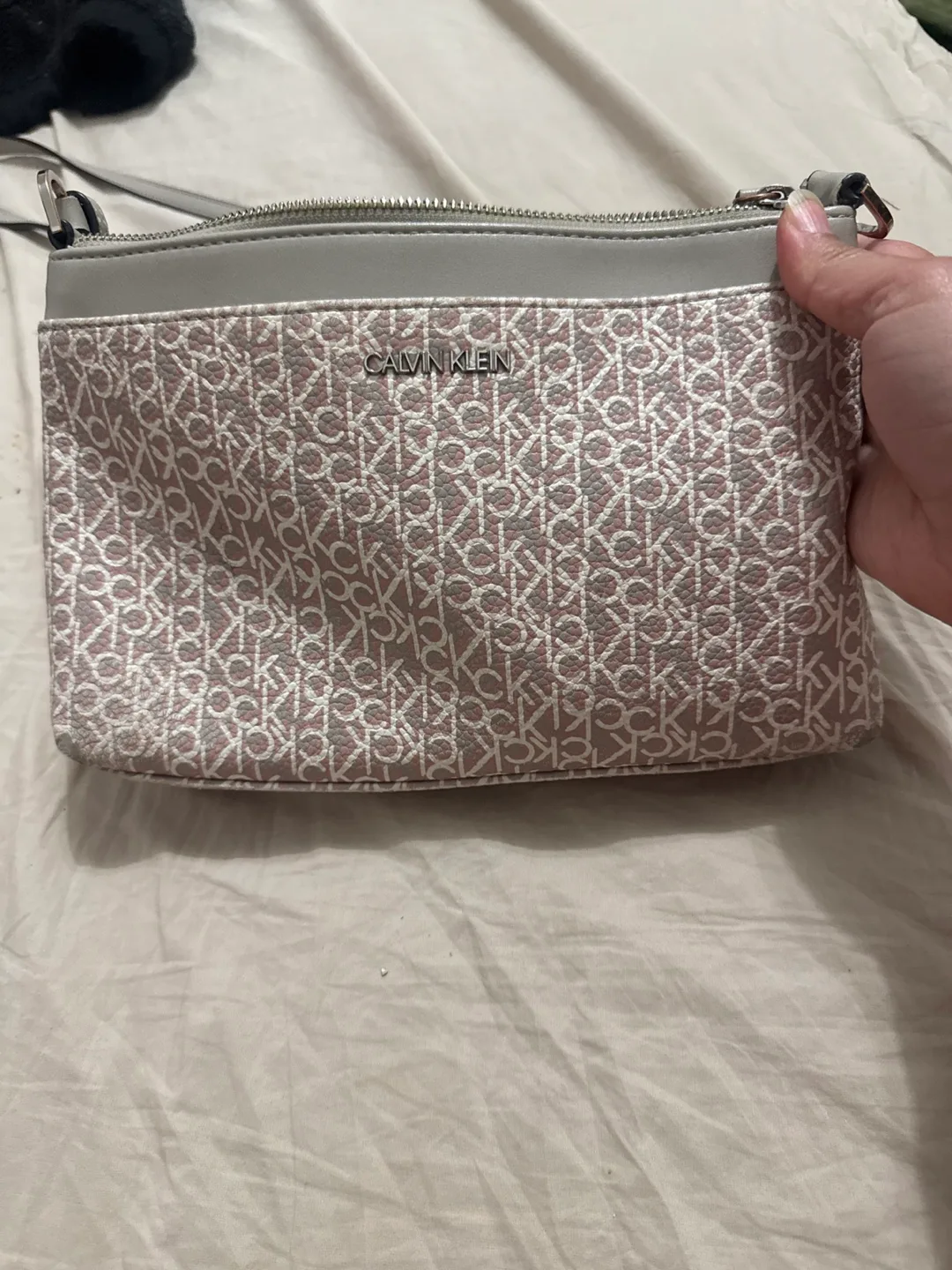 Calvin Klein Pink Crossbody Bag image indicator(2)