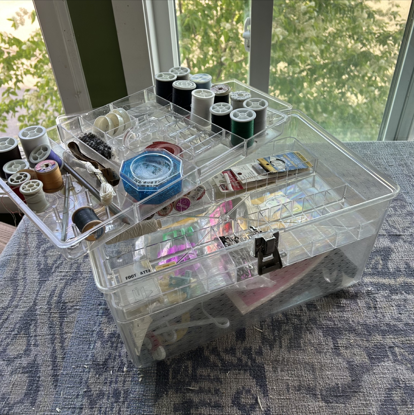 Vintage Sewing Kit with Assorted Supplies - photo 3