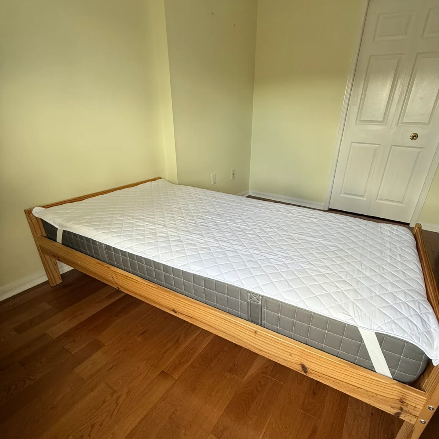 7” Twin IKEA Mattress thumbnail