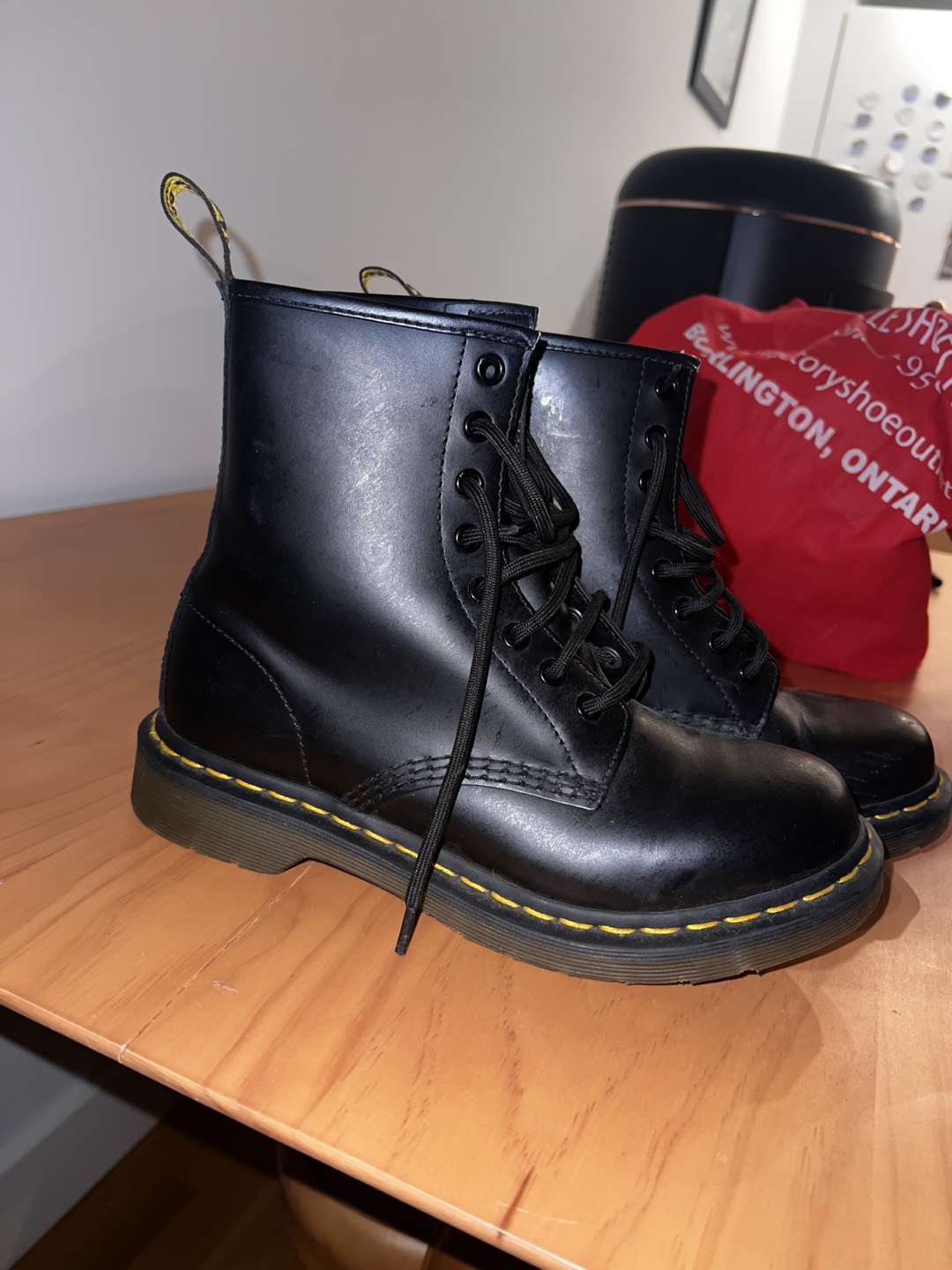 Dr. Martens Women's Black Boots Size 7 US - photo 2