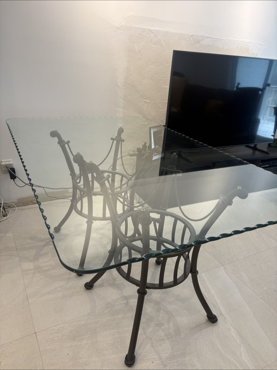 Glass table and 6 chairs - photo 2