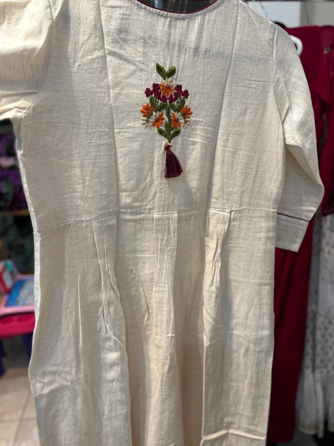 Off-white embroidered kurta and palazzo set image indicator(2)