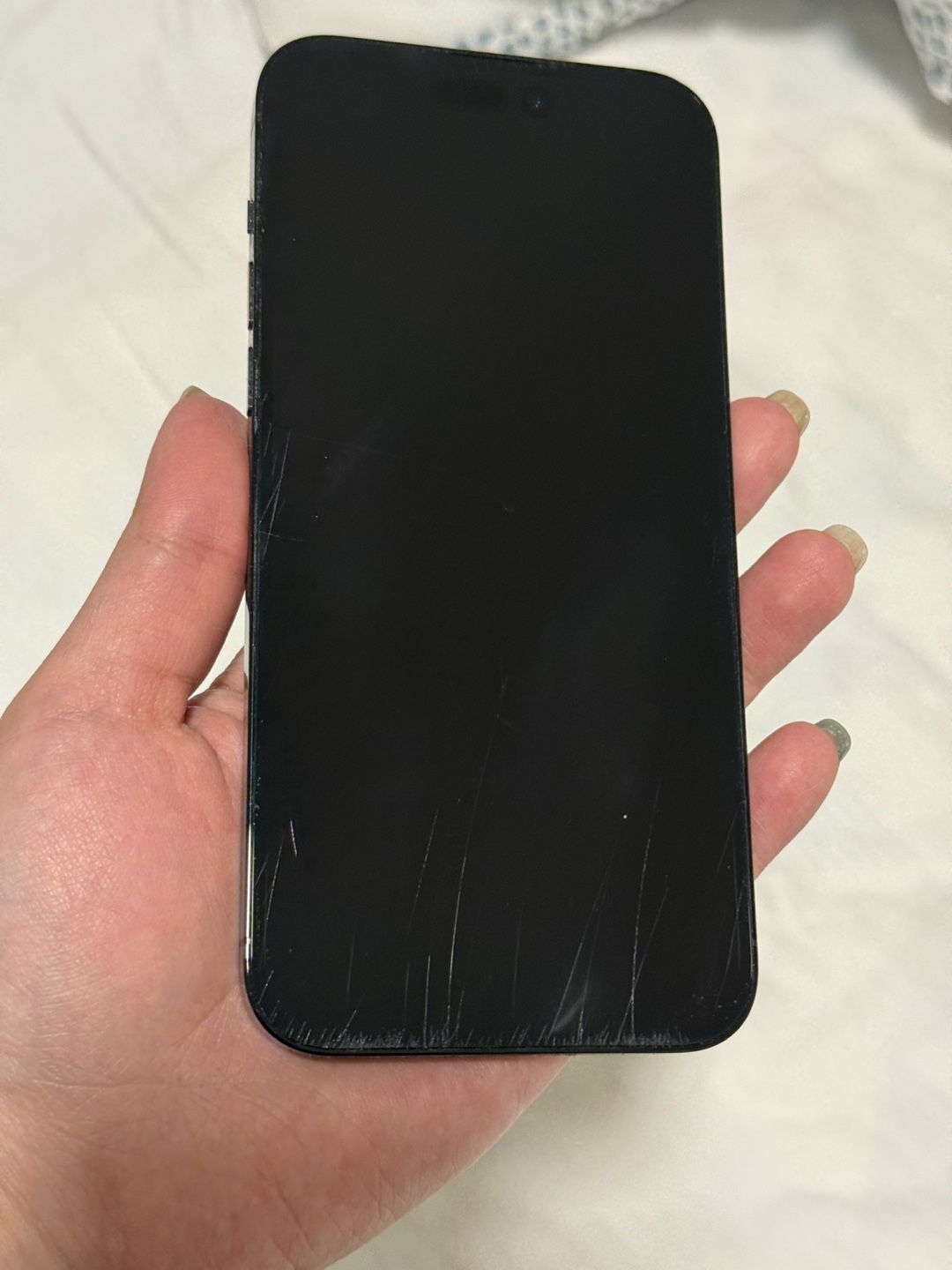 Used iPhone 14 pro max - 256GB - 100% battery - spaceblack - photo 3