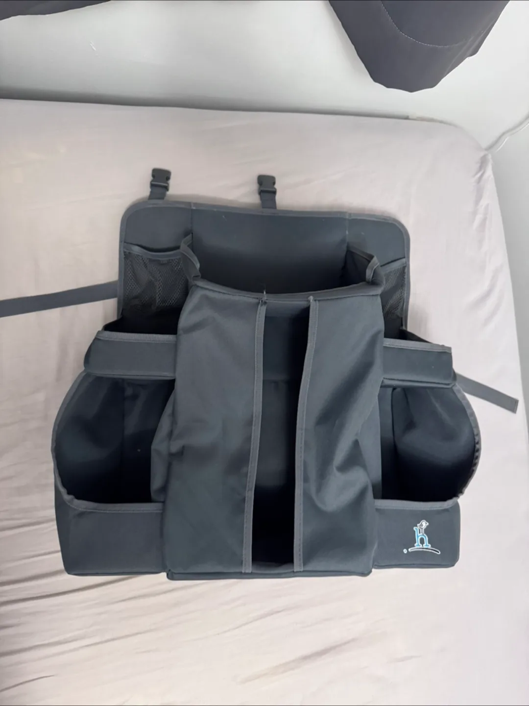 Hanging diaper caddy organizer image indicator(2)