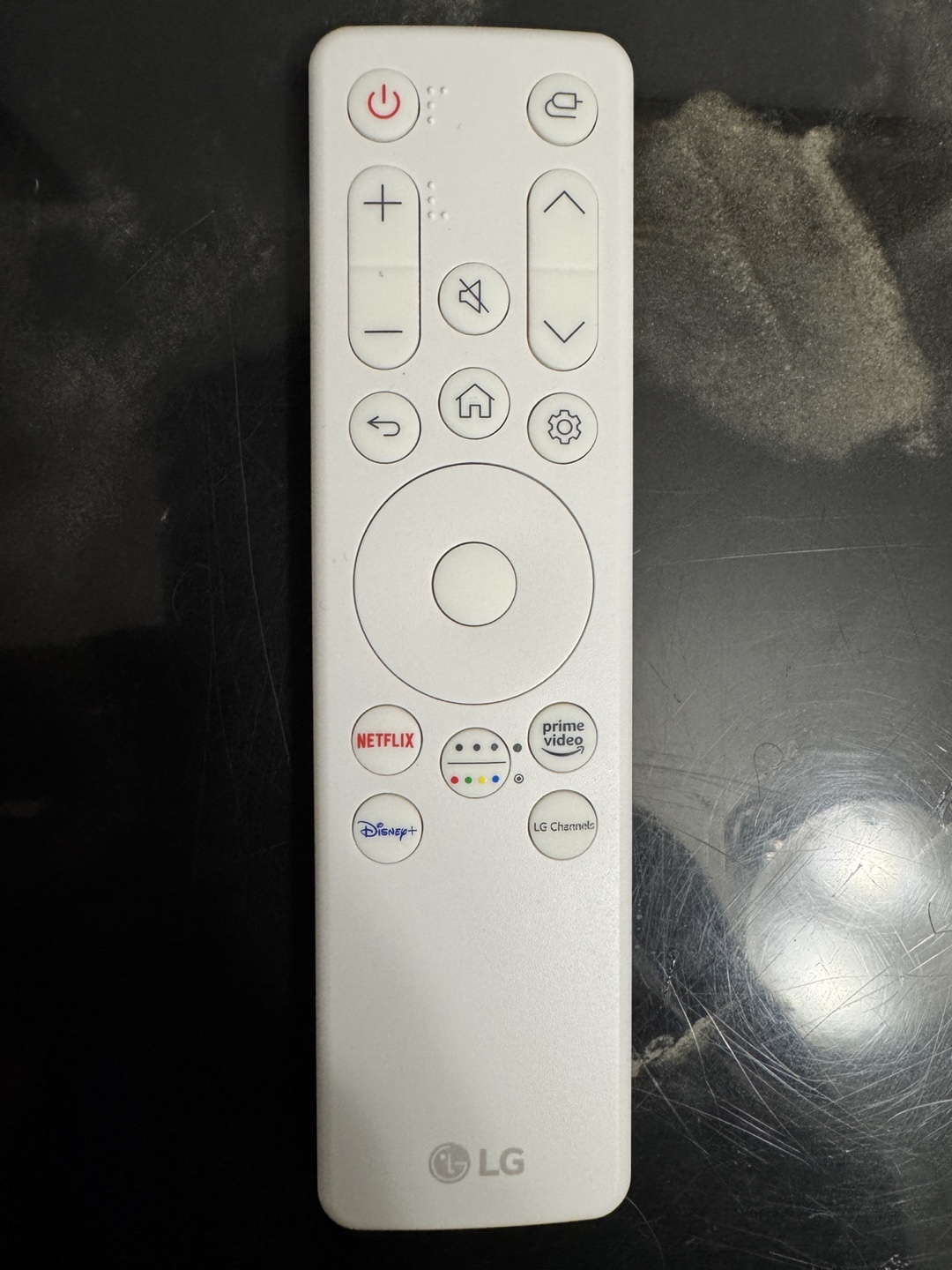 LG 27-inch UltraWide Smart Monitor with Remote - photo 2