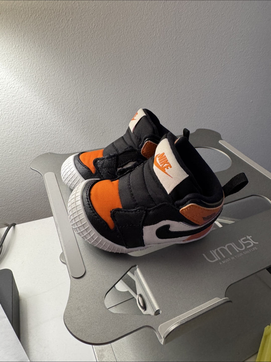 Jordan 1 Crib Bootie - Size 3C - Sail/Black-Starfish - photo 3