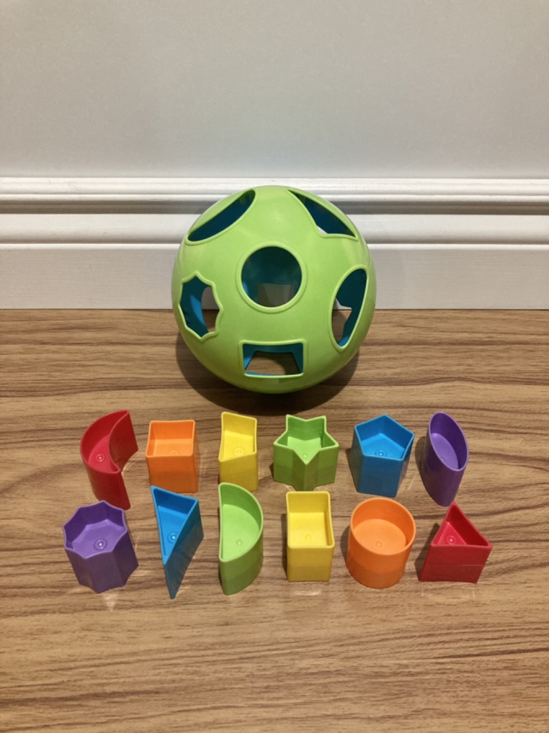 Colourful shape sorting ball - photo 2