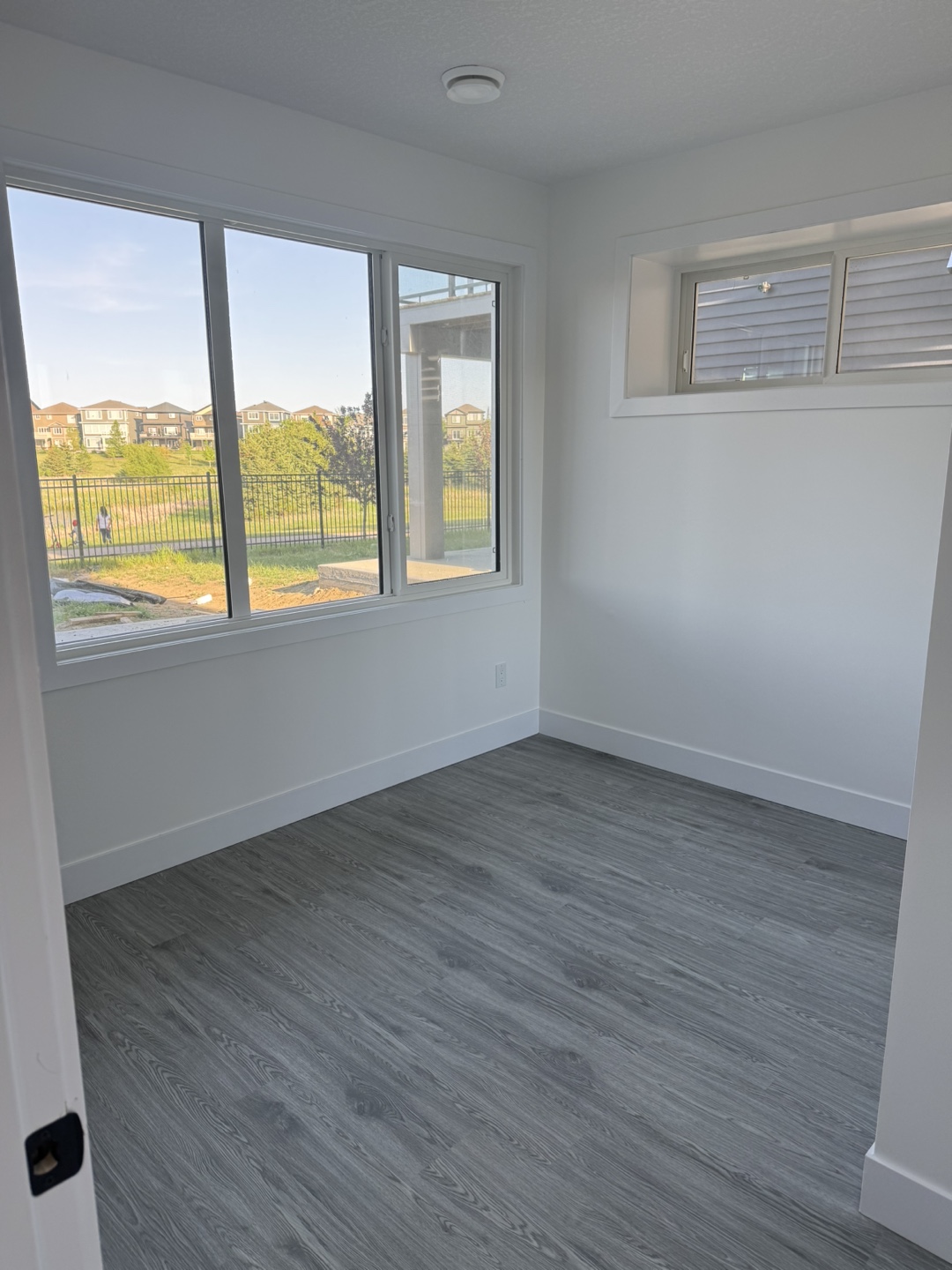 Newly constructed Basement Suite FOR RENT - photo 3