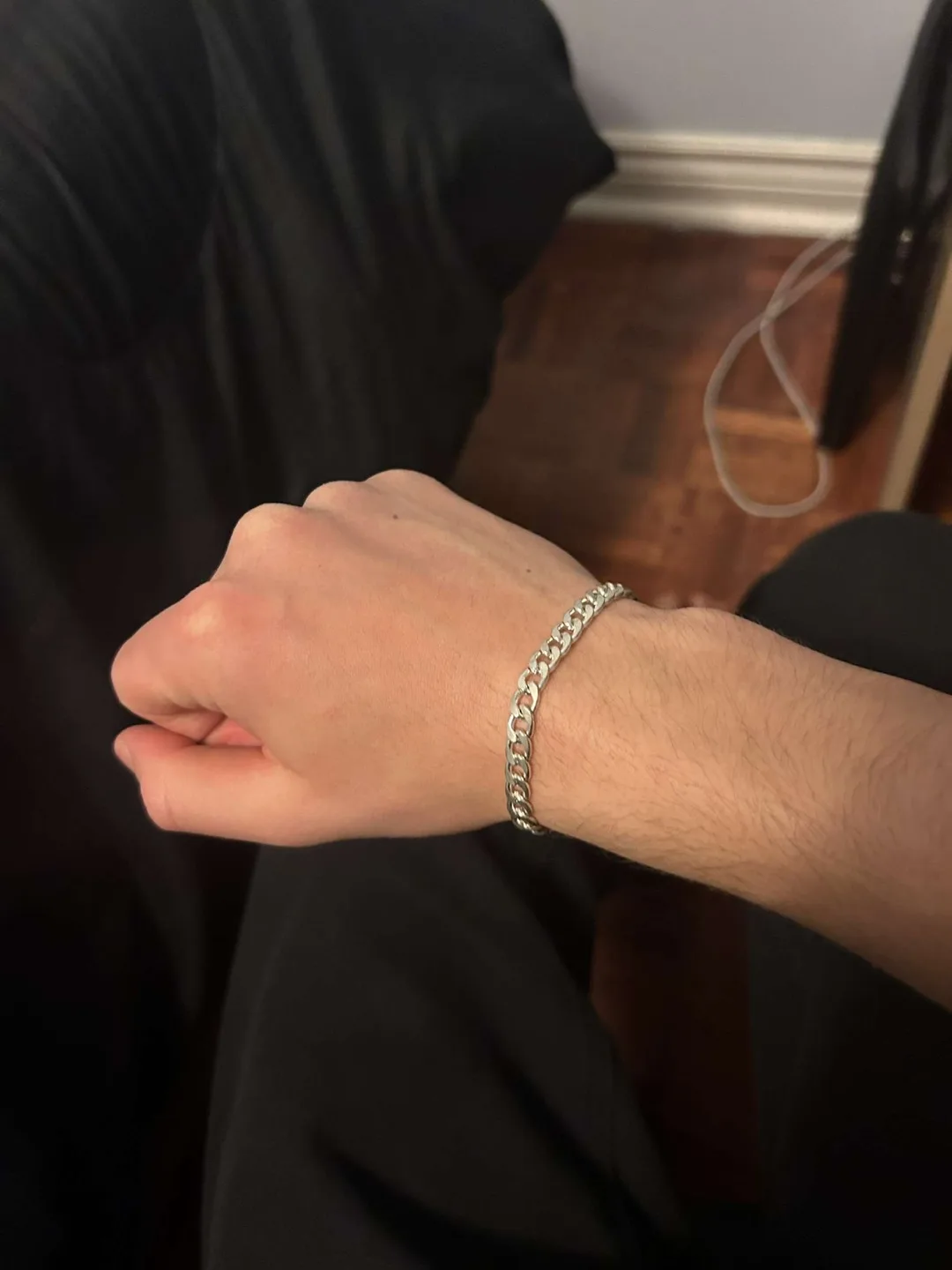 Silver Curb Chain Bracelet image indicator(4)