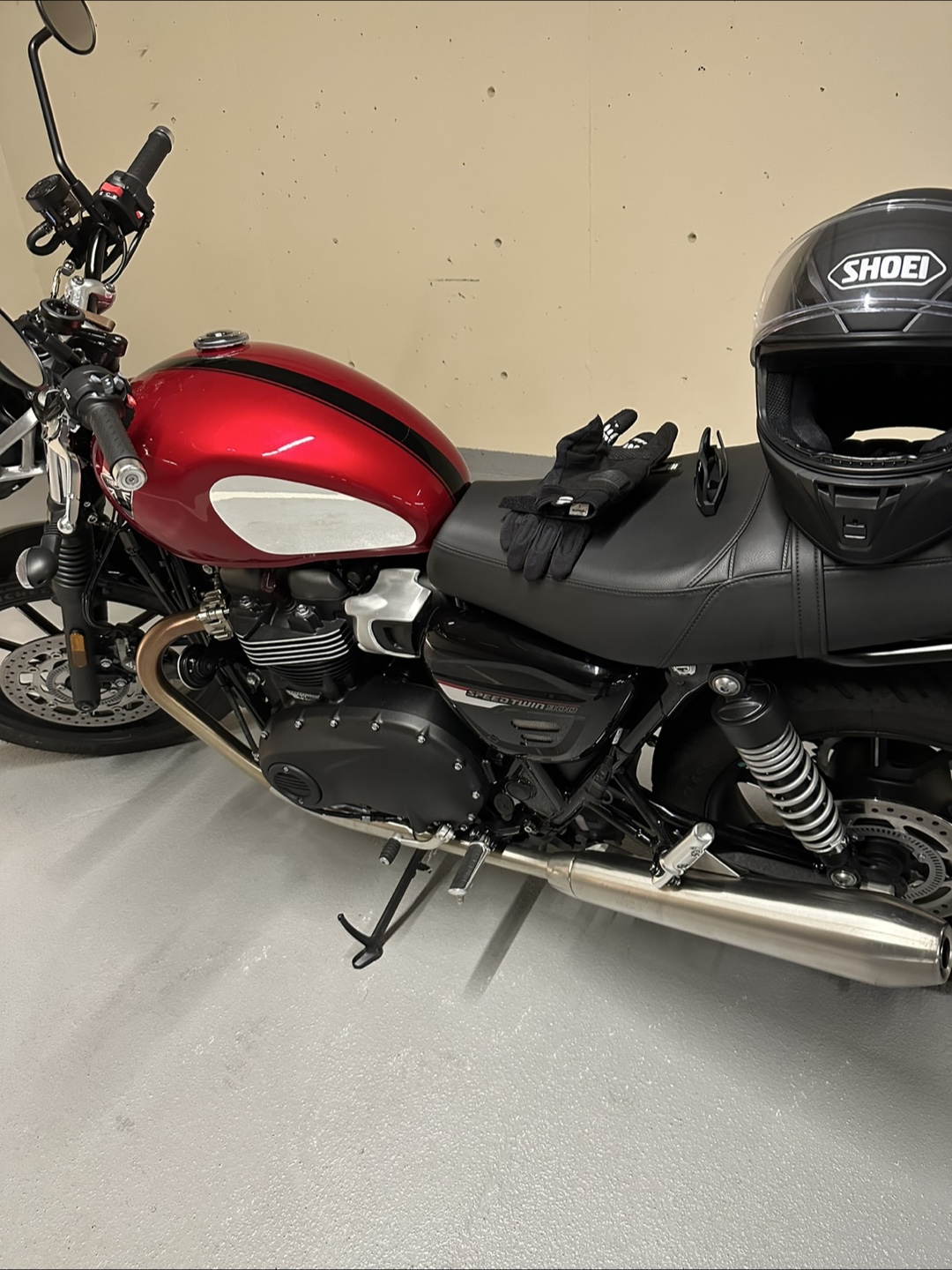 2023 Triumph Speed Twin 900 Chrome Edition - photo 4