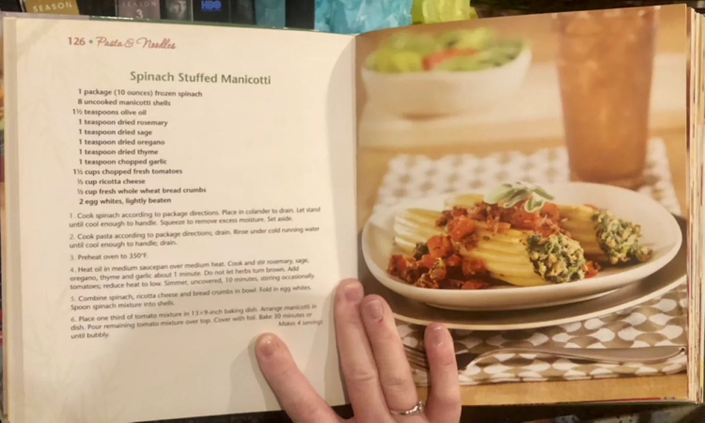 Meat-free Cookbook Bundle image indicator(2)