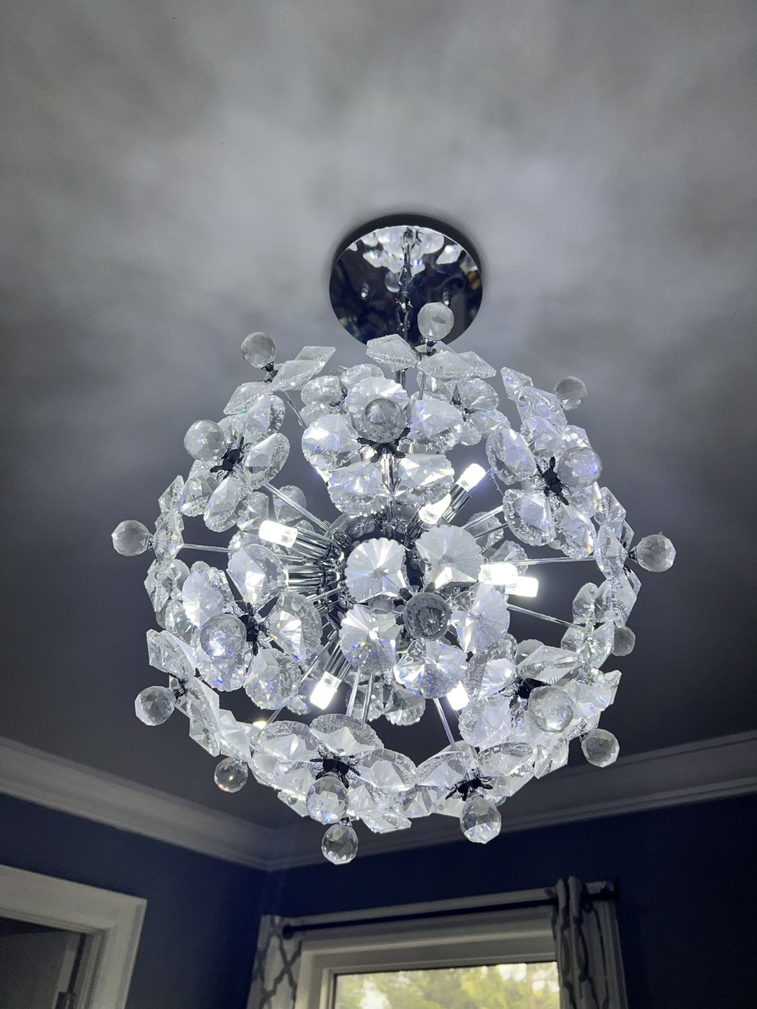 Stunning Crystal Chandelier - Modern & Elegant - photo 2
