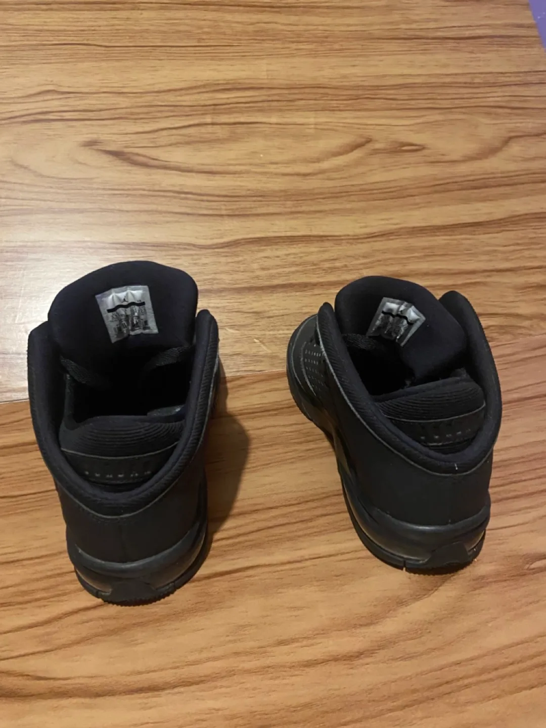 Jordan Sneakers size 3.5Y image indicator(3)