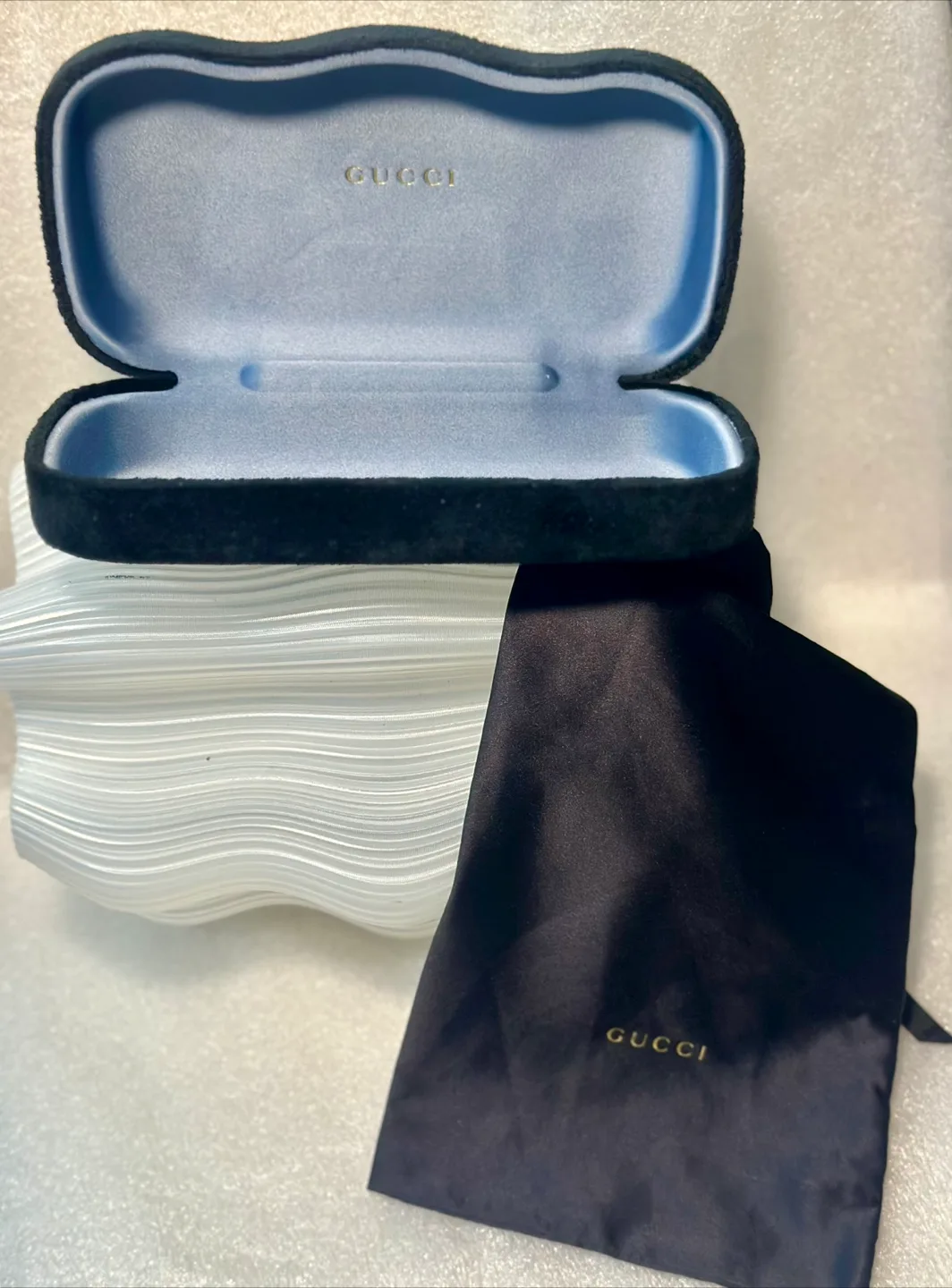 Gucci Eyewear Case with Pouch image indicator(7)