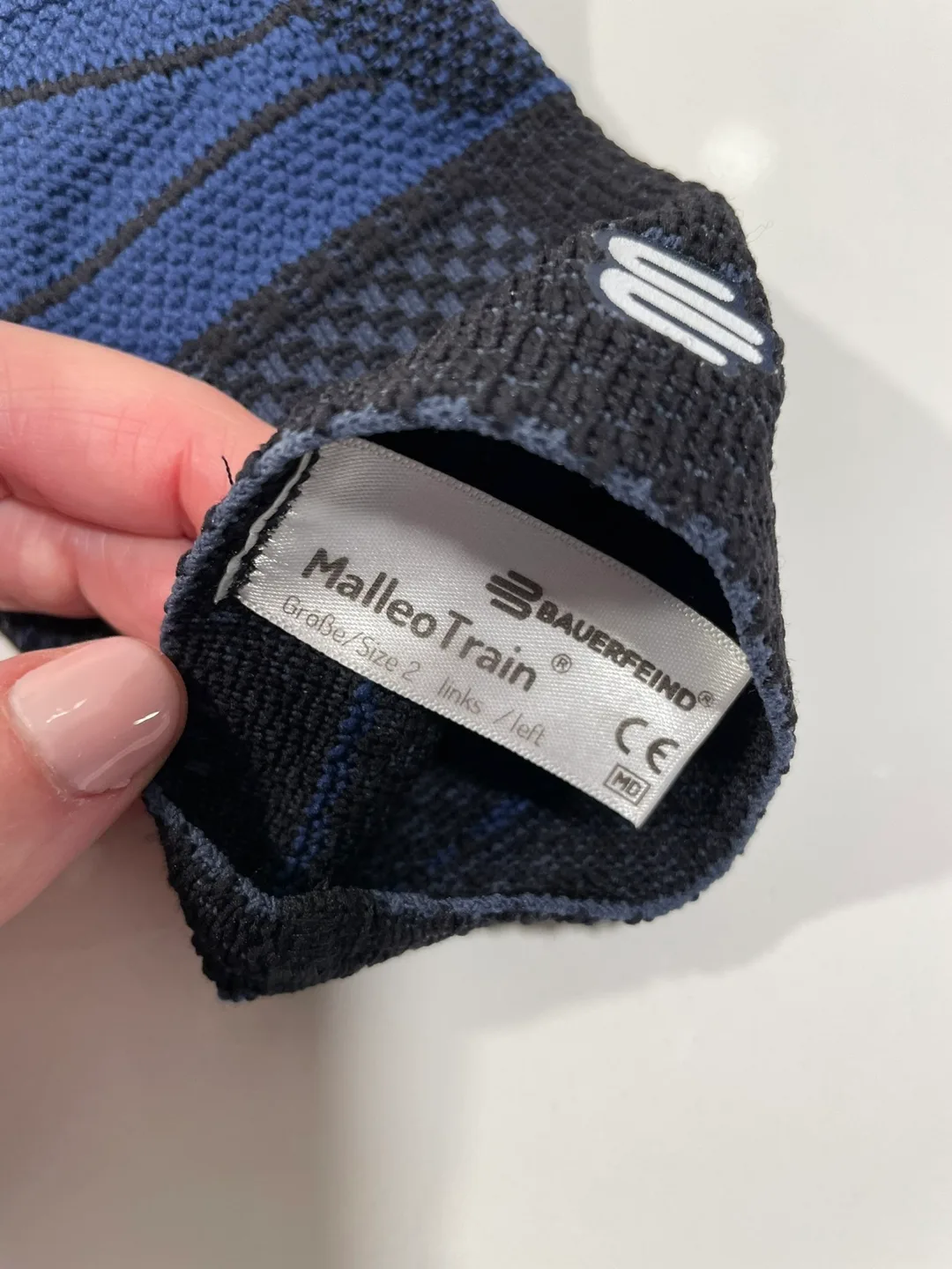 Bauerfeind Sports Elbow Strap - Brand New. In Box. image indicator(4)