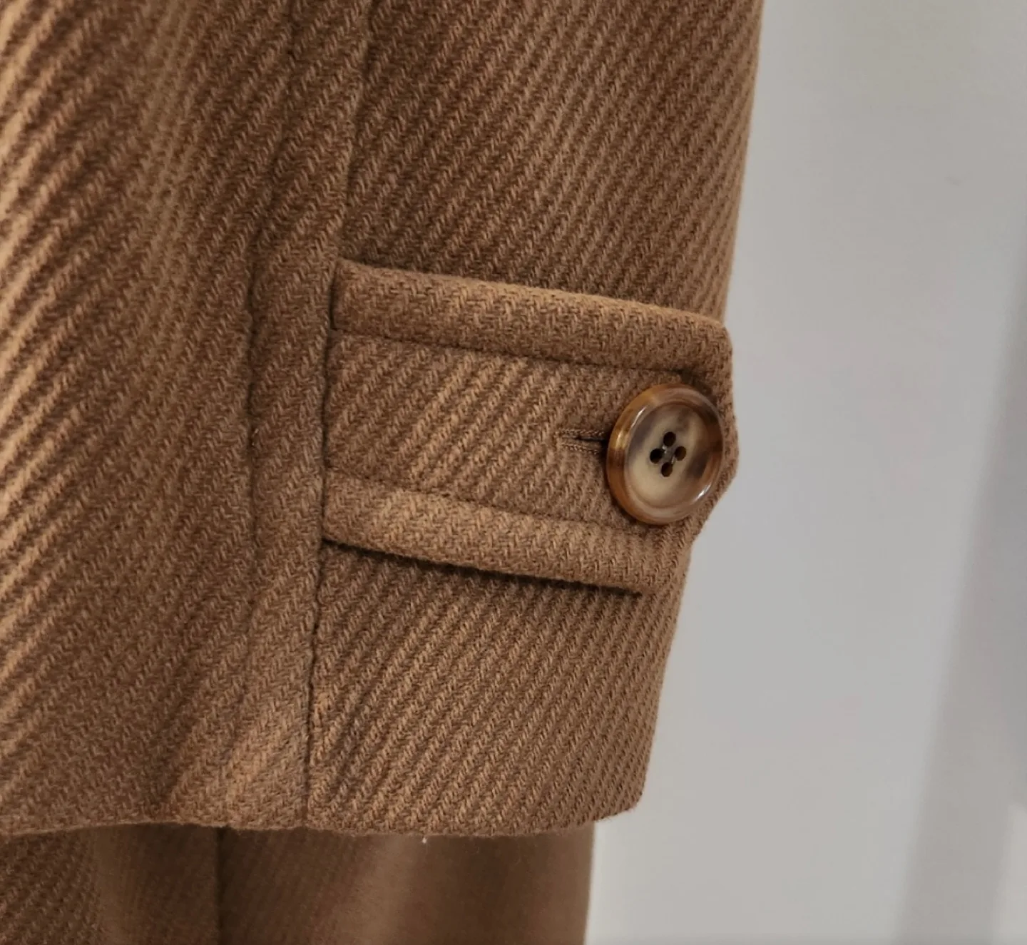Hugo Boss Tan Wool Blend oversize style Coat image indicator(6)