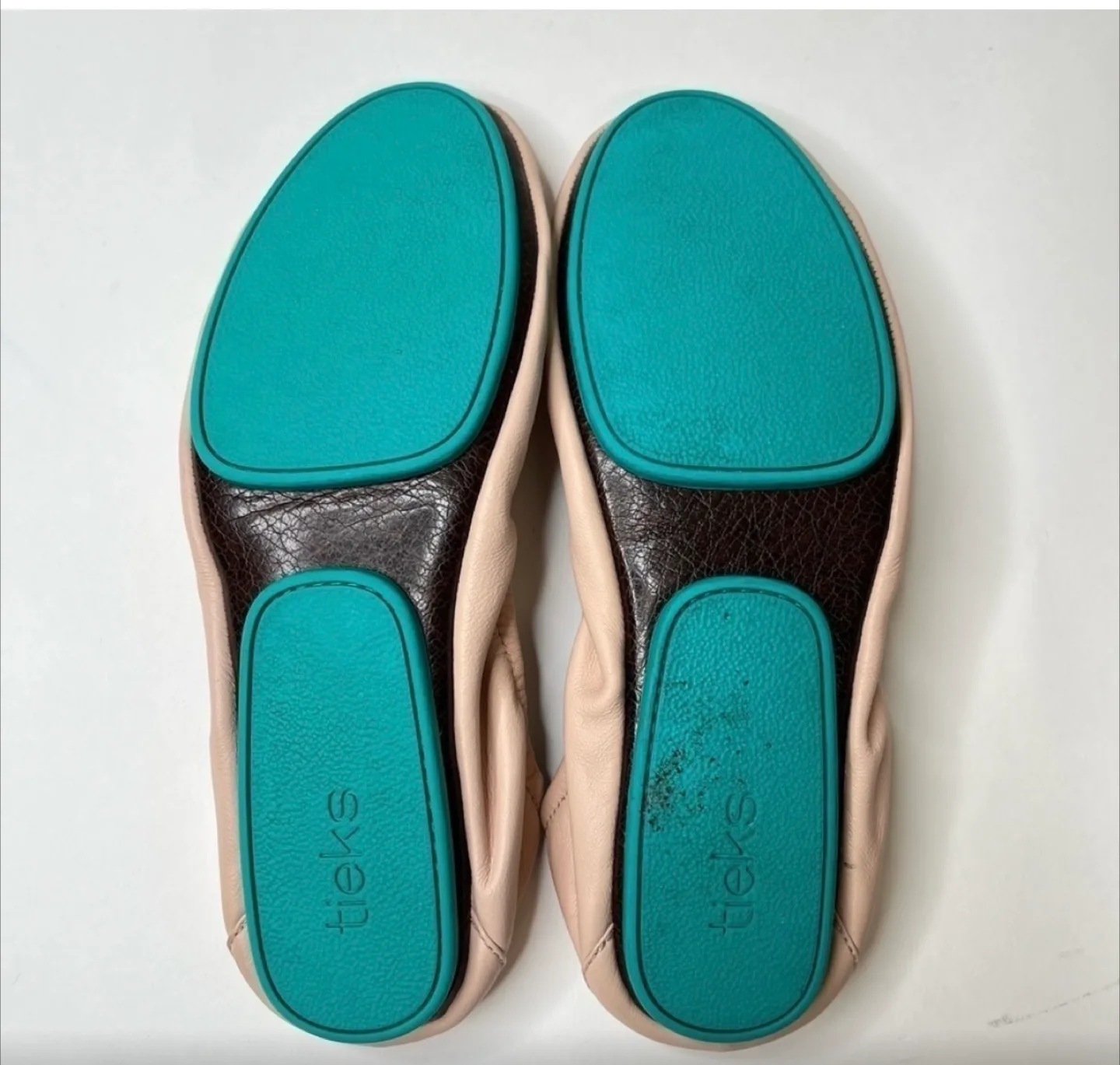 Tieks Pink Leather ballet Flats - Size 8 image indicator(6)