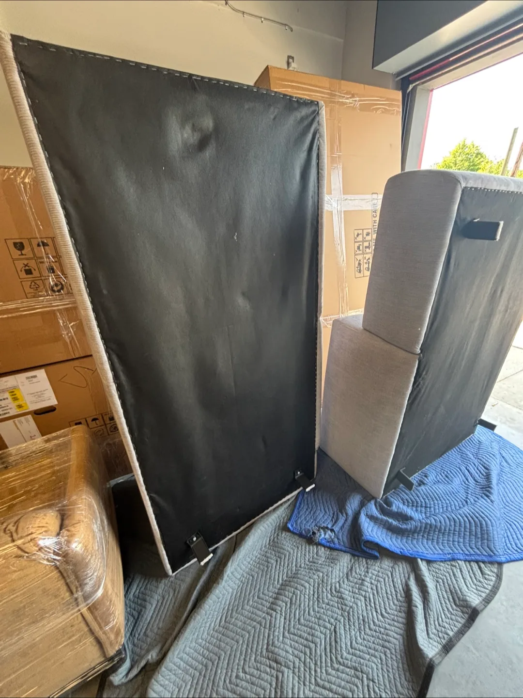 Furninvor Grey Sectional Sofa image indicator(5)