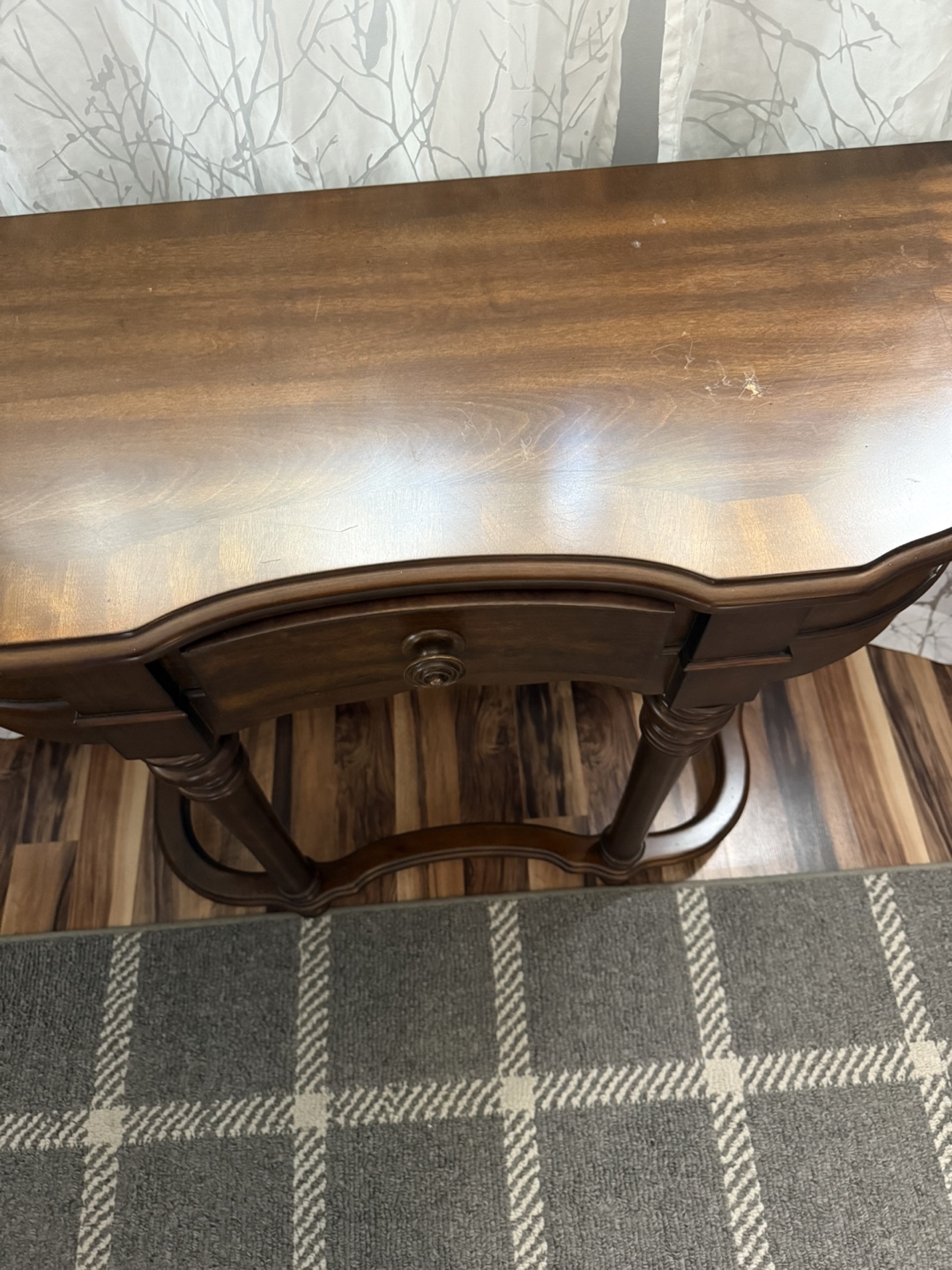 Console table - photo 2