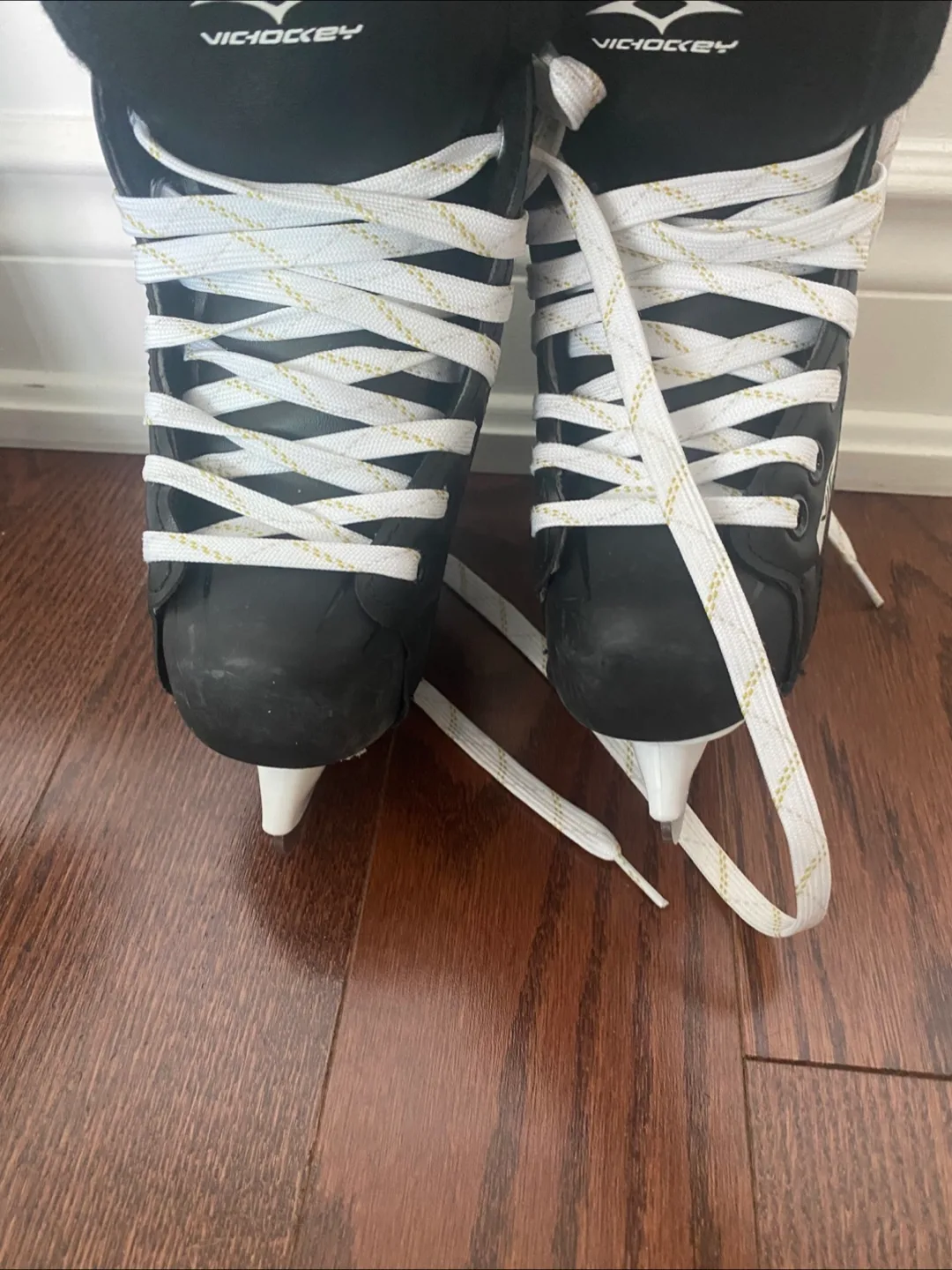 Vic Hockey Youth Ice Skates - Size US 10Y image indicator(7)