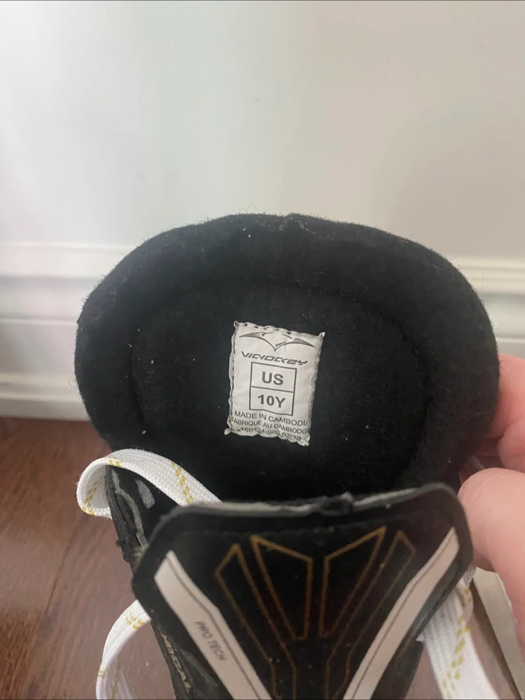 Vic Hockey Youth Ice Skates - Size US 10Y image indicator(4)