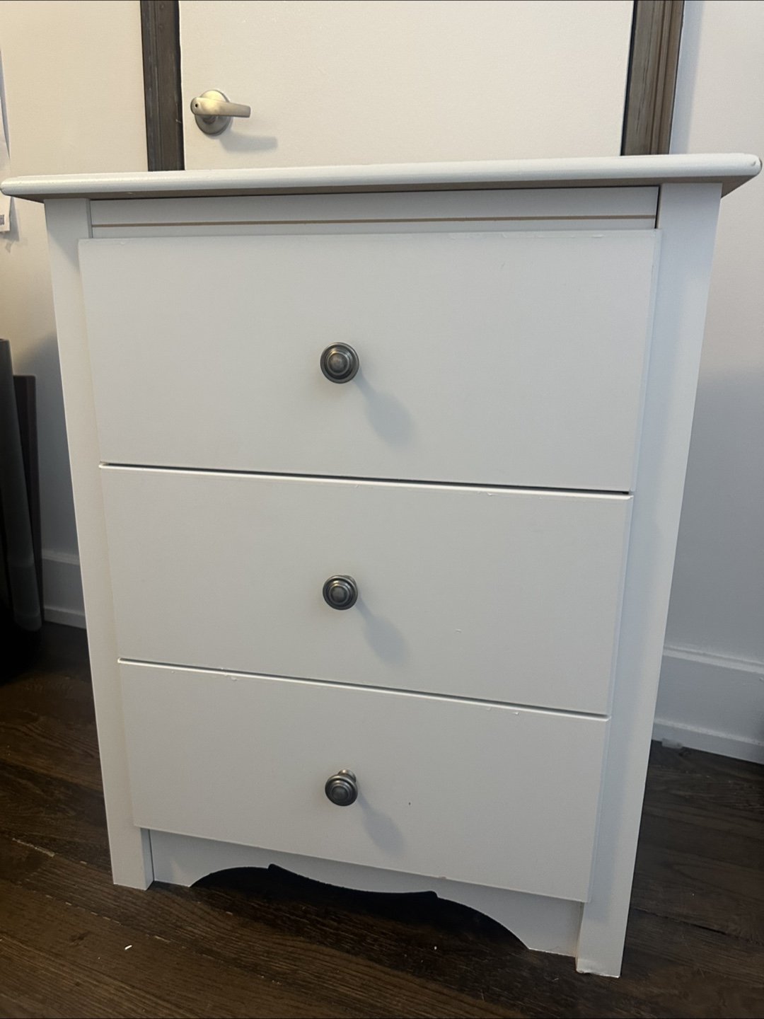 3 drawer nightstand