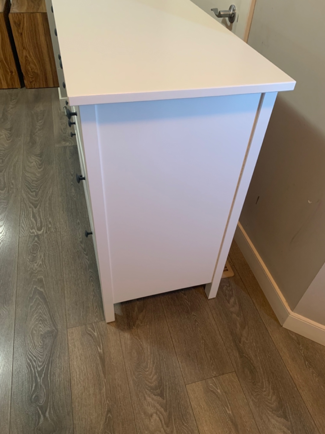White 8 Drawer Dresser - photo 3