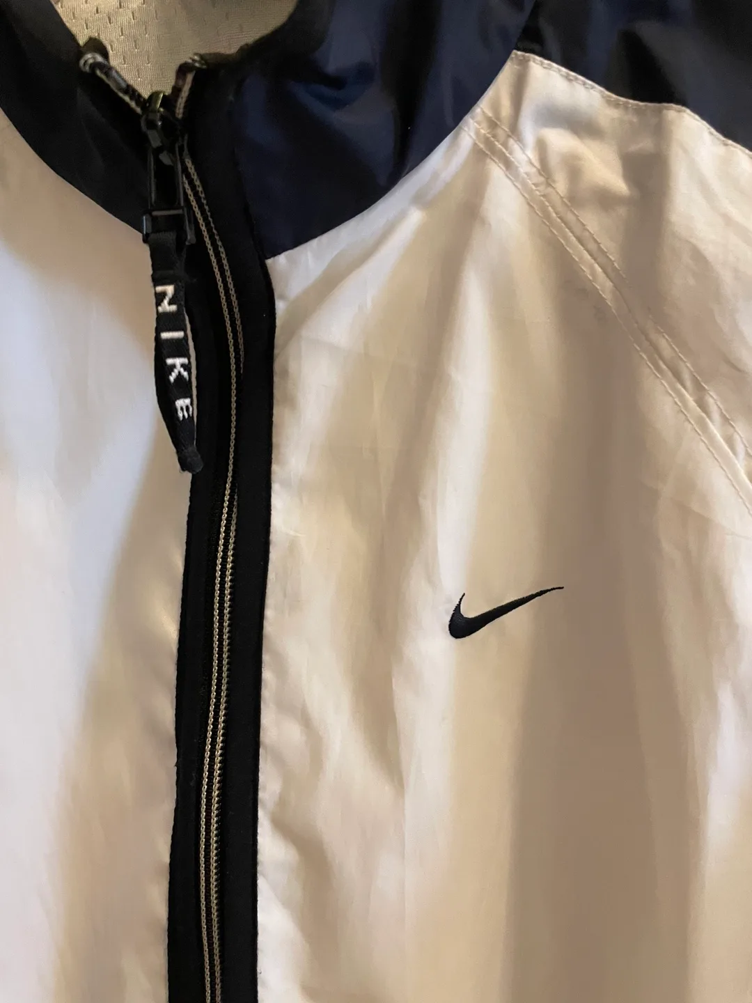 Nike Windbreaker Jacket - Size S image indicator(2)