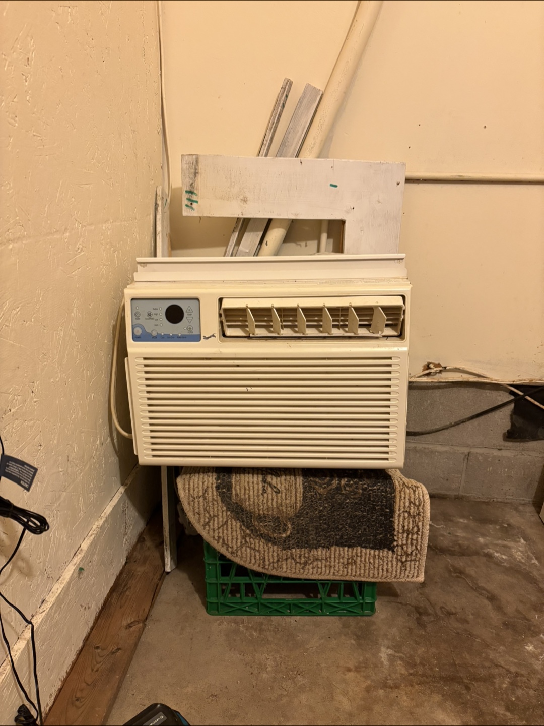 Forest Air Window Air Conditioner- Location Pefferlaw - photo 2