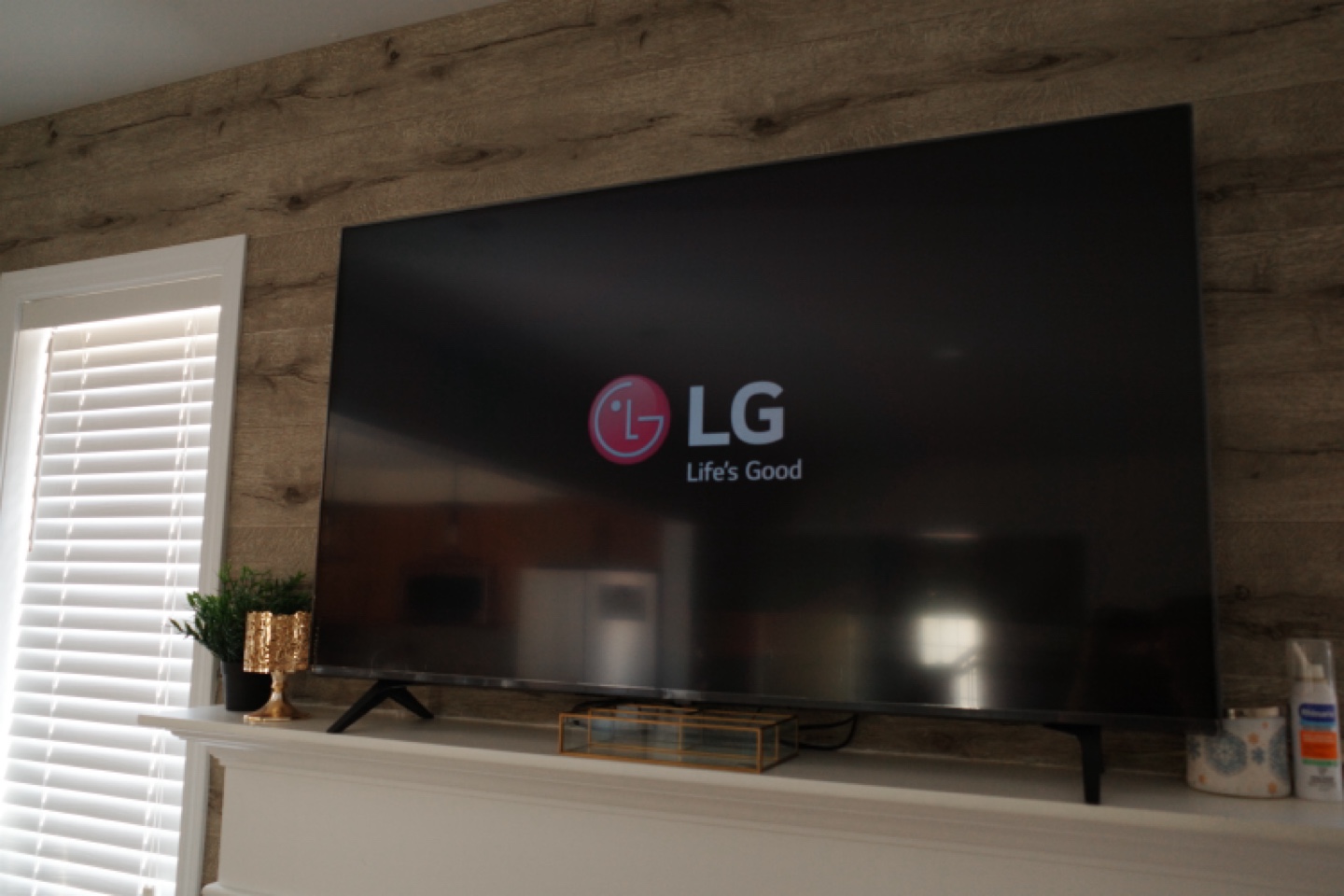 LG Smart TV - photo 3