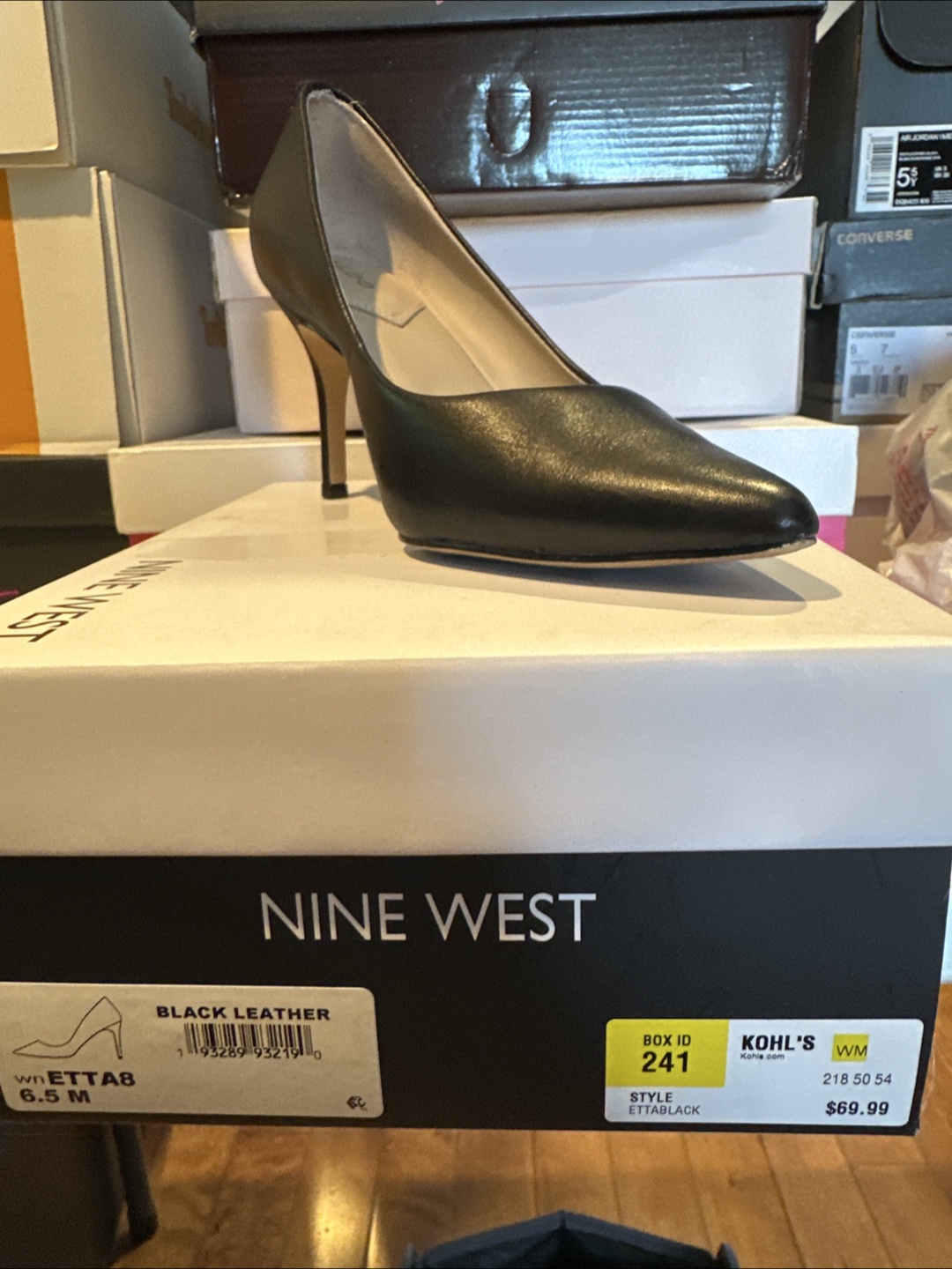 Nine West Etta8 Black Leather Pointed-Toe Heels - Size 6.5 M - photo 2