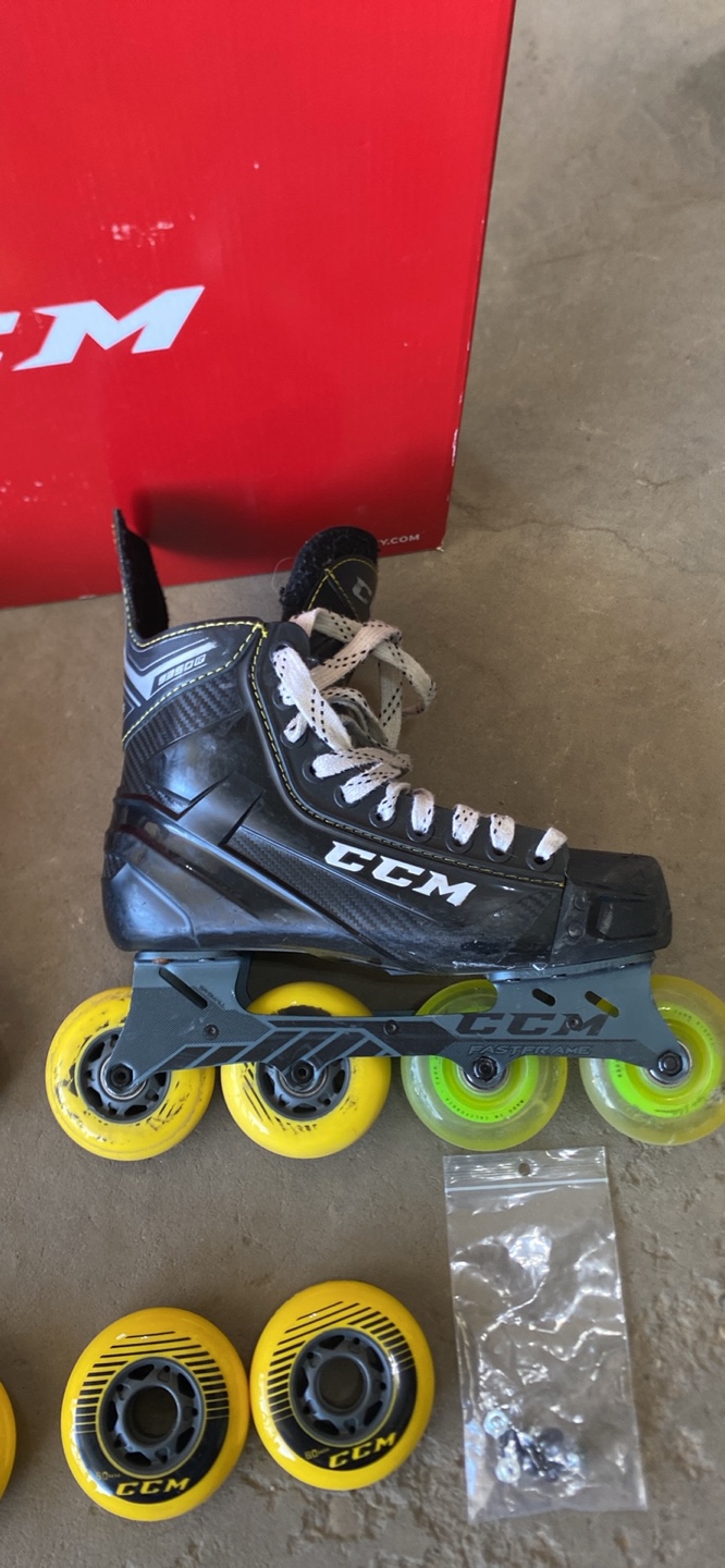 CCM Inline Hockey Skates Size 6 - photo 2