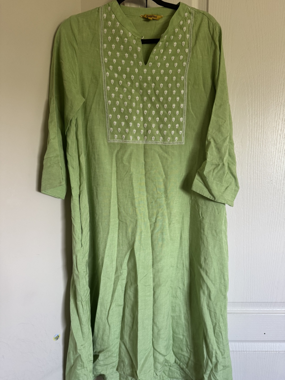 Globaldesi Light Green Embroidered Kurti - Size L - photo 3