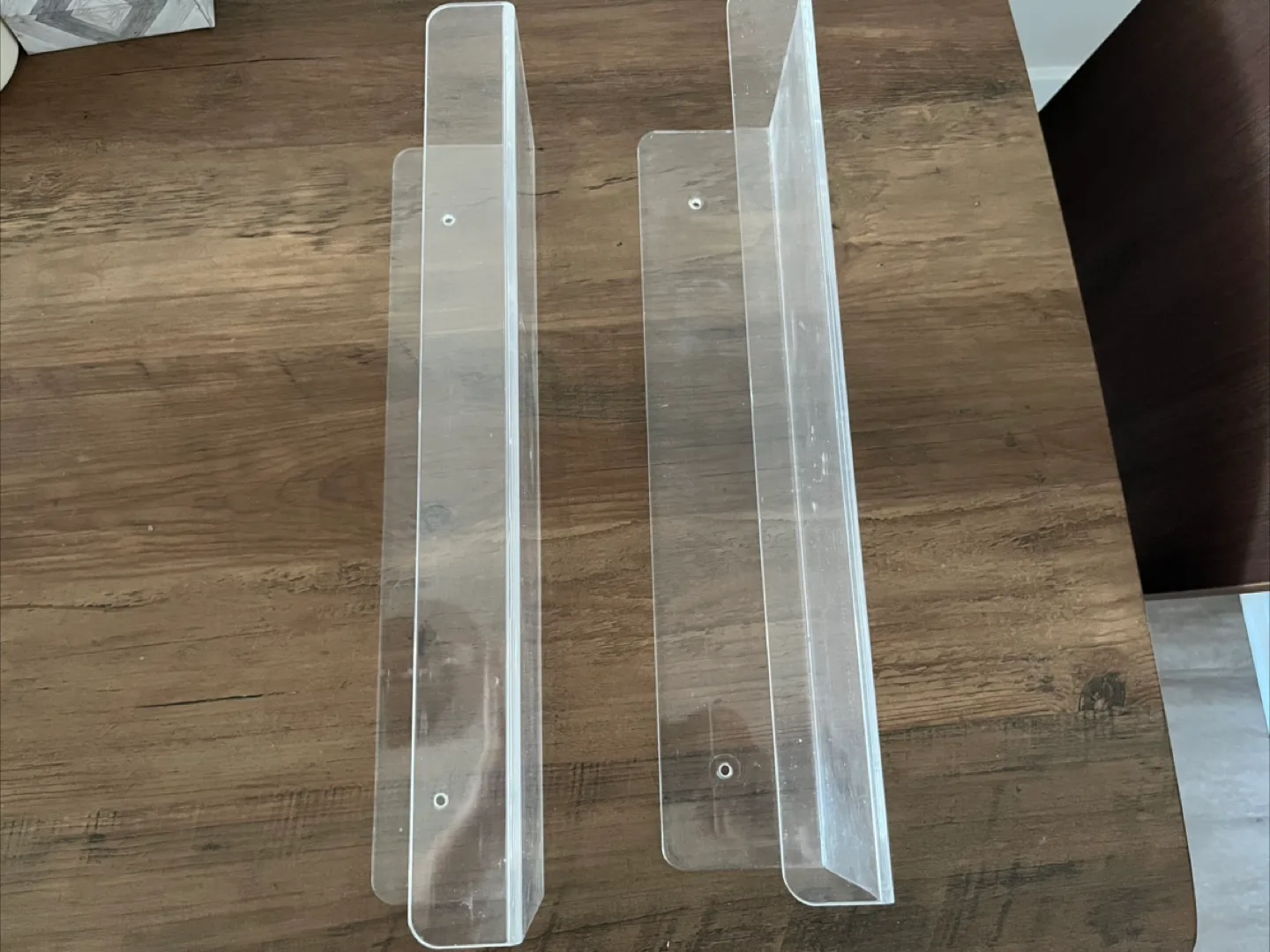 2 Acrylic Shelves thumbnail