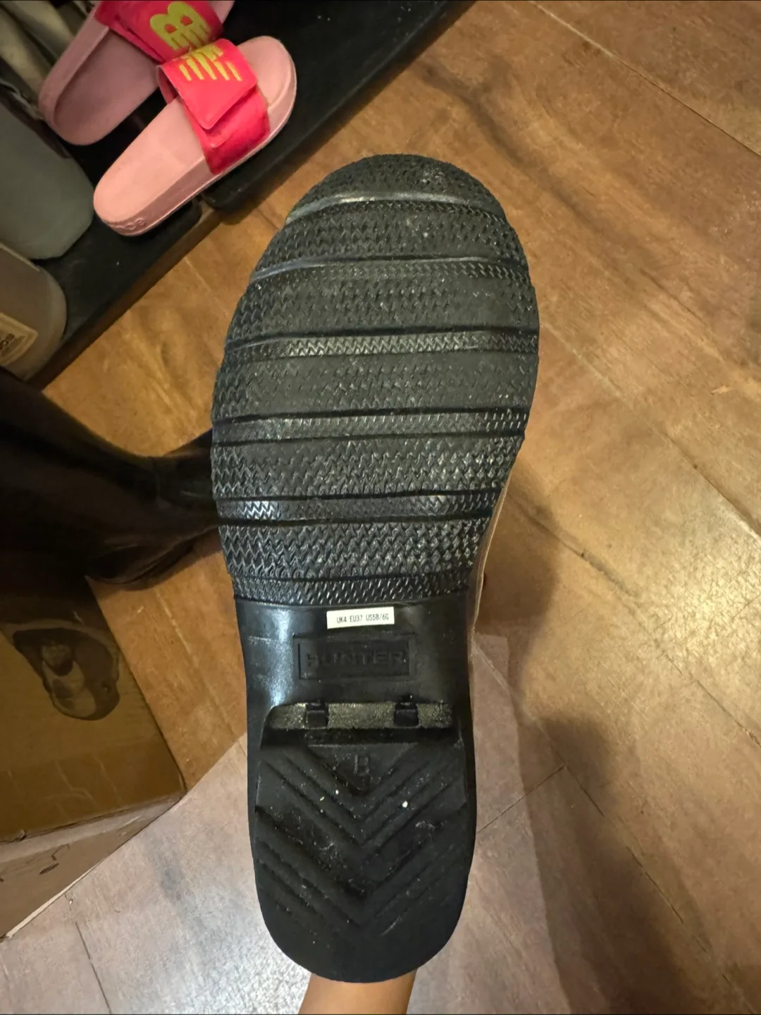 Hunter Youth Gloss Rain Boots - Size 5 US (Youth) image indicator(5)