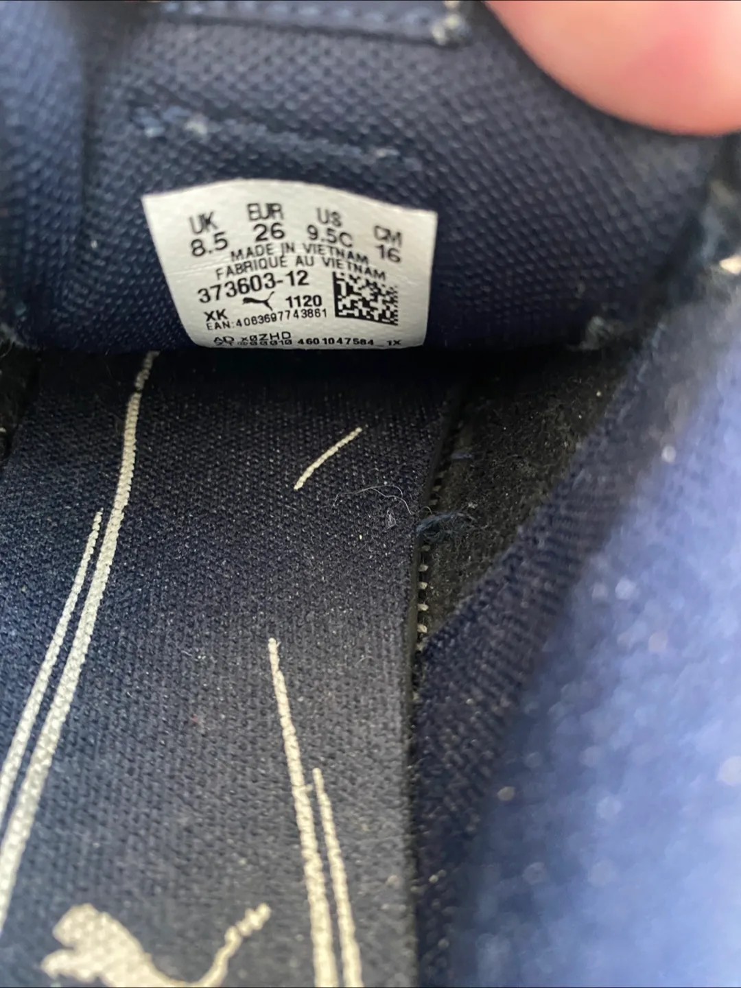 Puma Toddler Velcro Sneakers Size 9.5C image indicator(4)