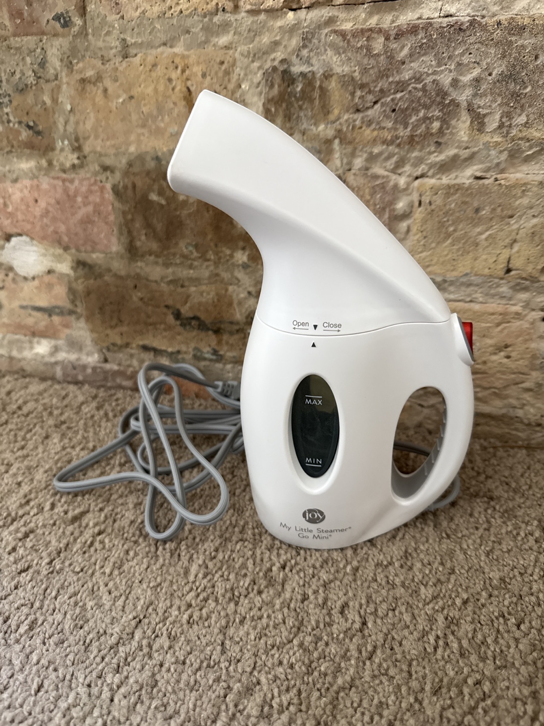 Handheld Travel Steamer