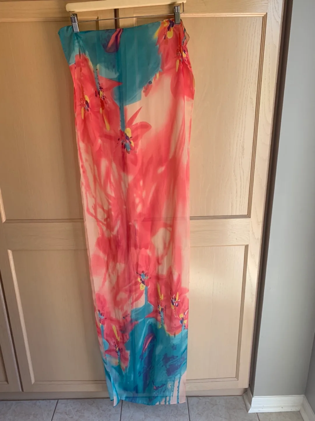 vintage Lightweight Floral Scarf thumbnail