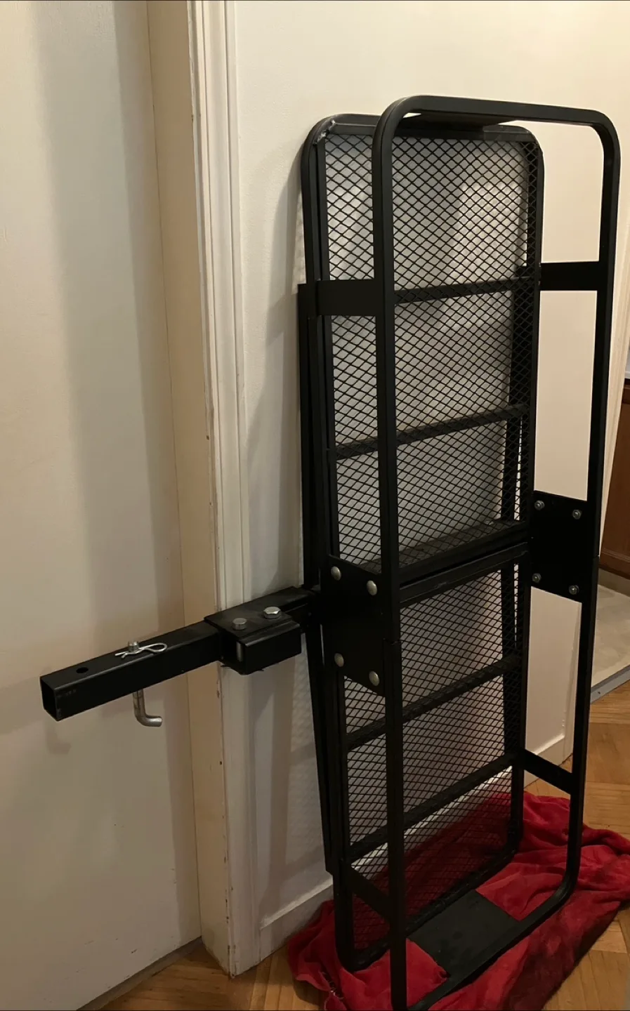 Foldable Hitch-Mounted Cargo Carrier image indicator(4)