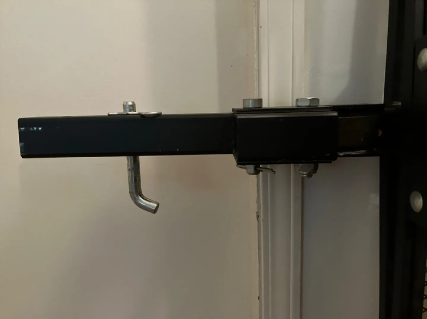 Foldable Hitch-Mounted Cargo Carrier image indicator(2)