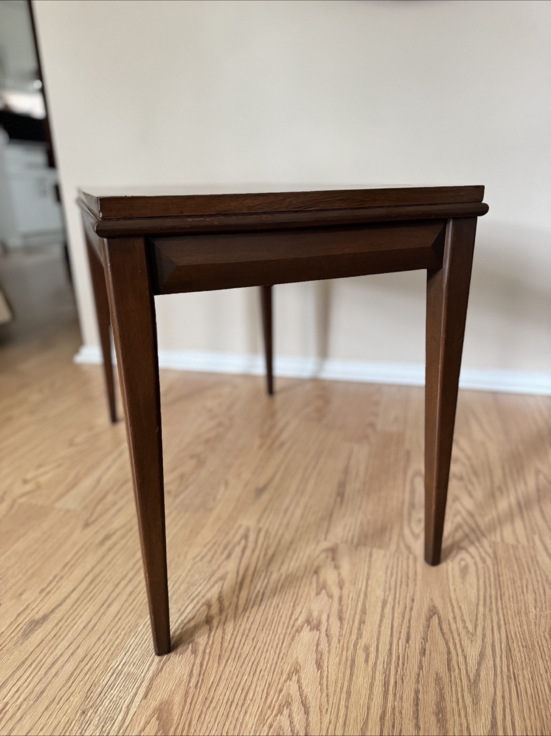 Mid-Century Modern Side Table - photo 3
