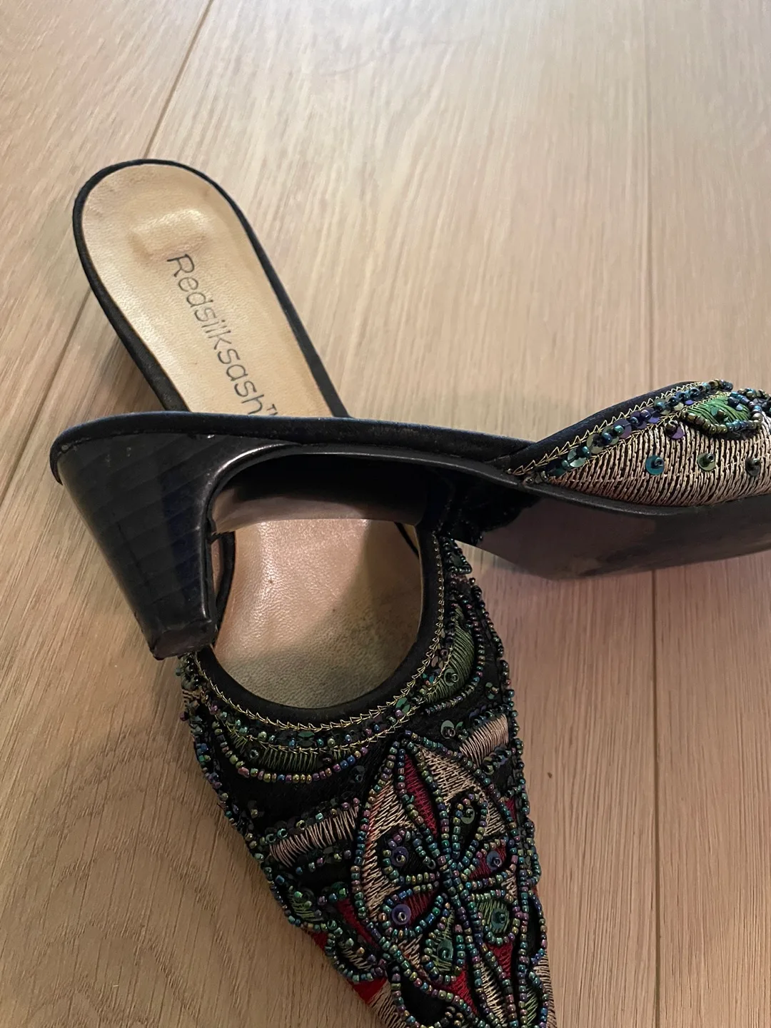 Beautiful beaded mules size 6 image indicator(3)