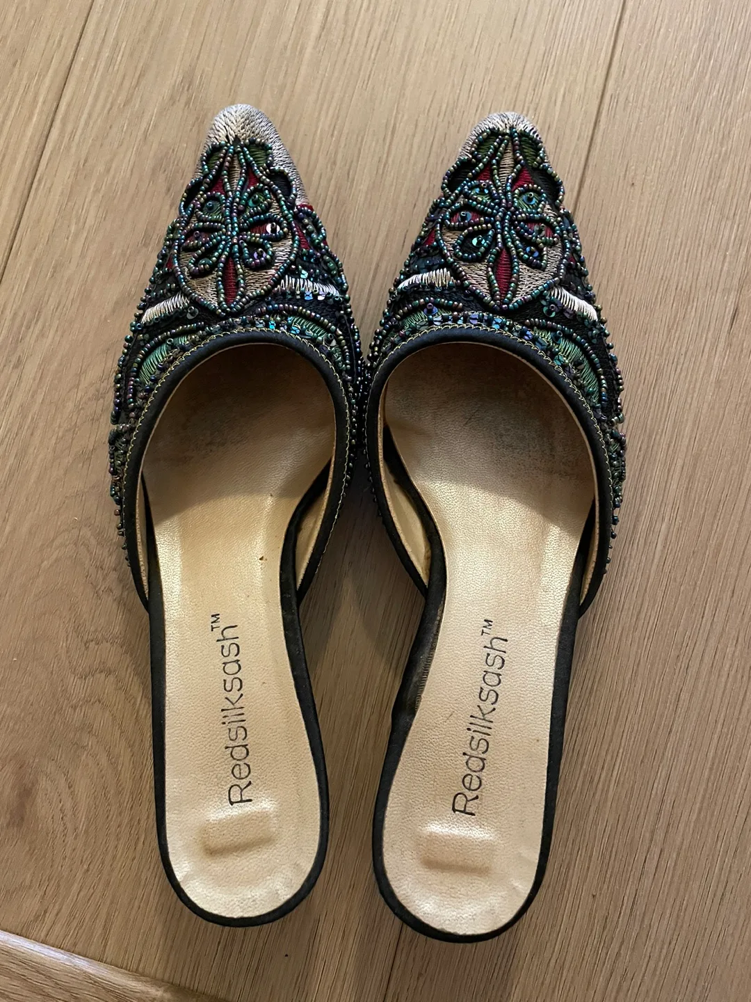 Beautiful beaded mules size 6 image indicator(2)